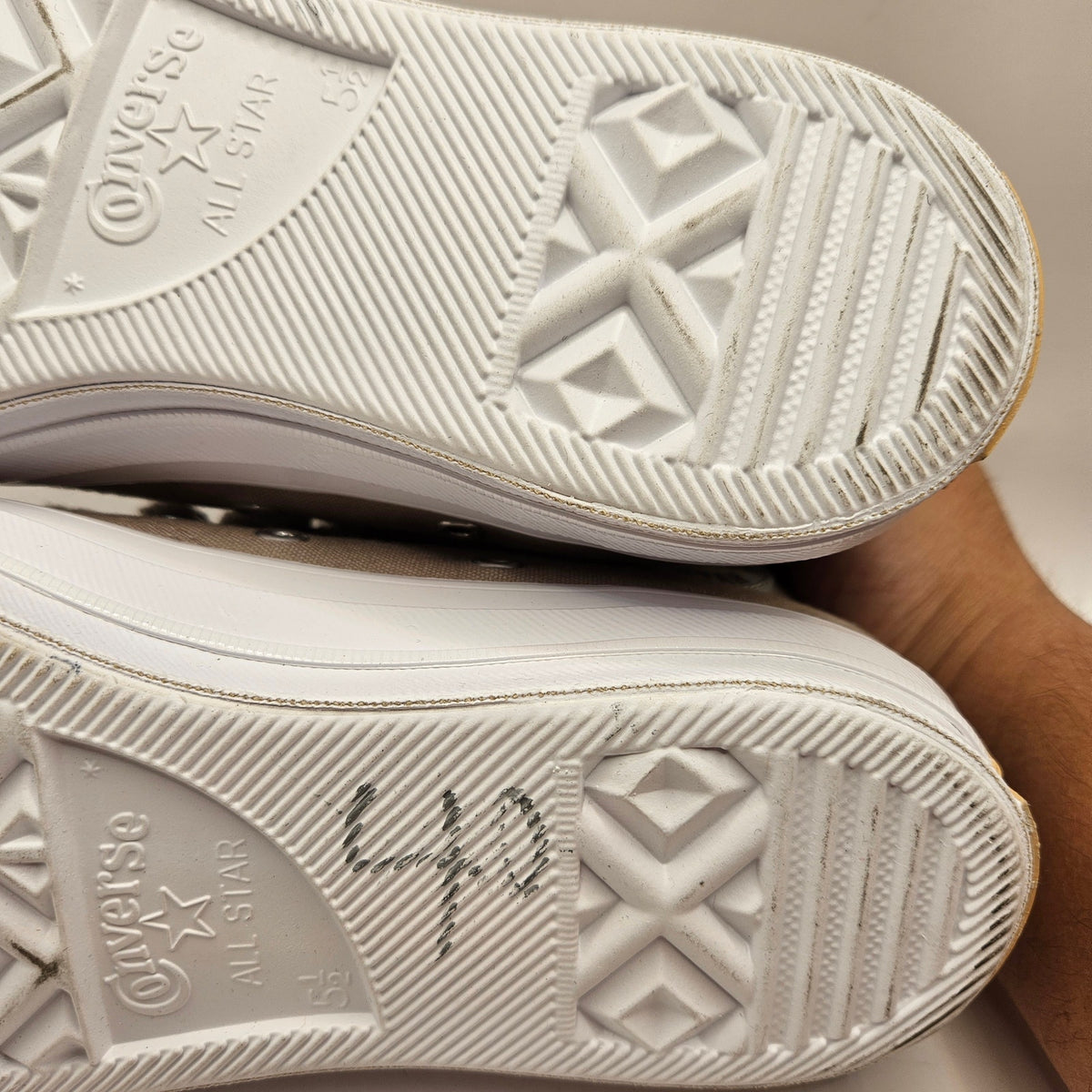 CONVERSE WOMEN'S 7.5 CHUCK 70 TRANSLUCENT PATCH HI SNEAKER PAPYRUS DUNE A13430C