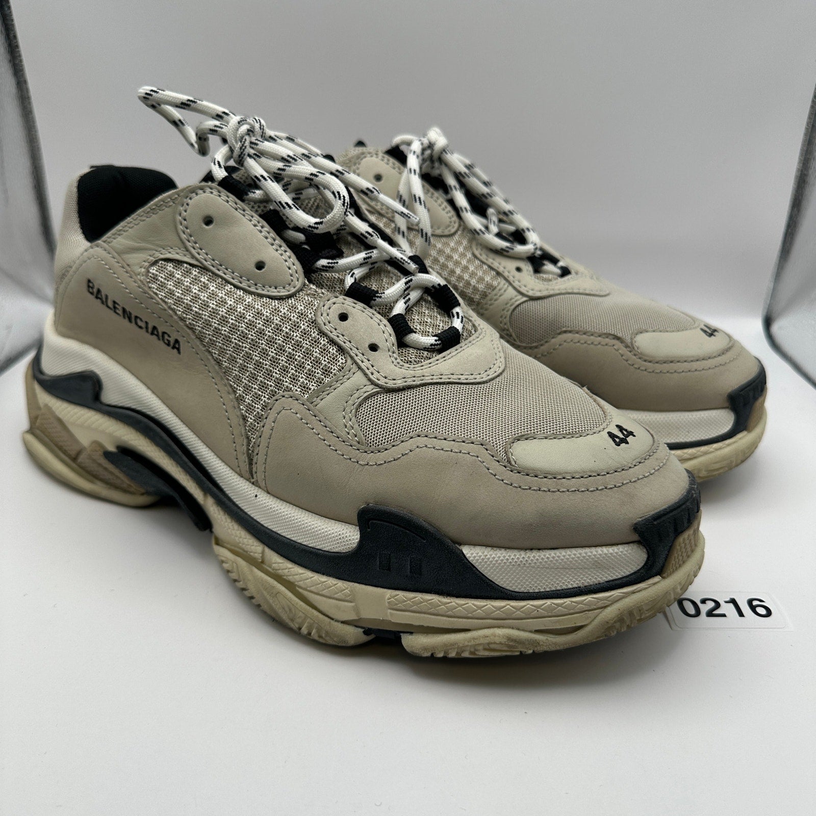 BALENCIAGA RARE TRIPLE S Men's 11 Sneaker Vanille 536747 W0906 9787