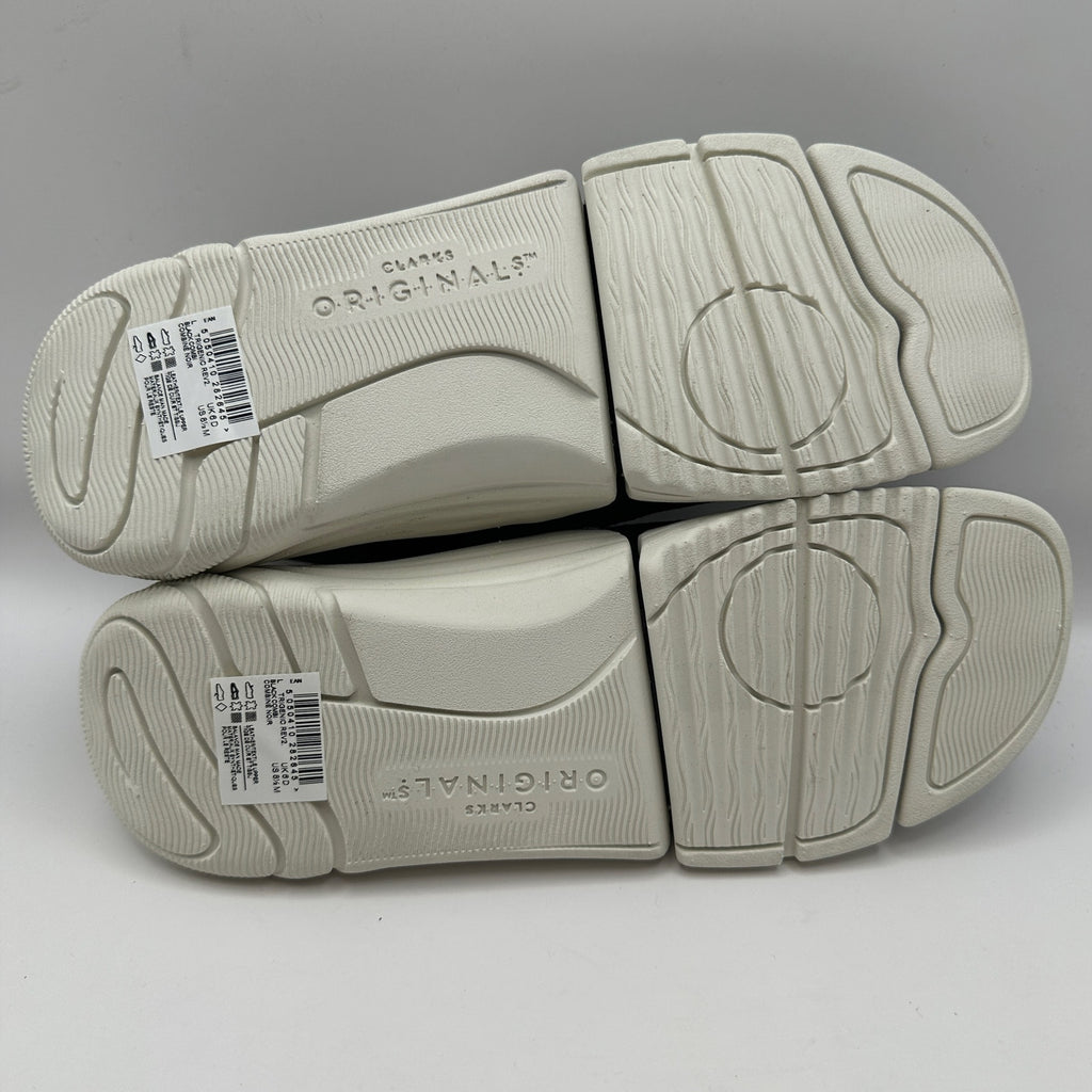 CLARKS Women's 8.5 Trigenic REV2 Black/White Original Classic