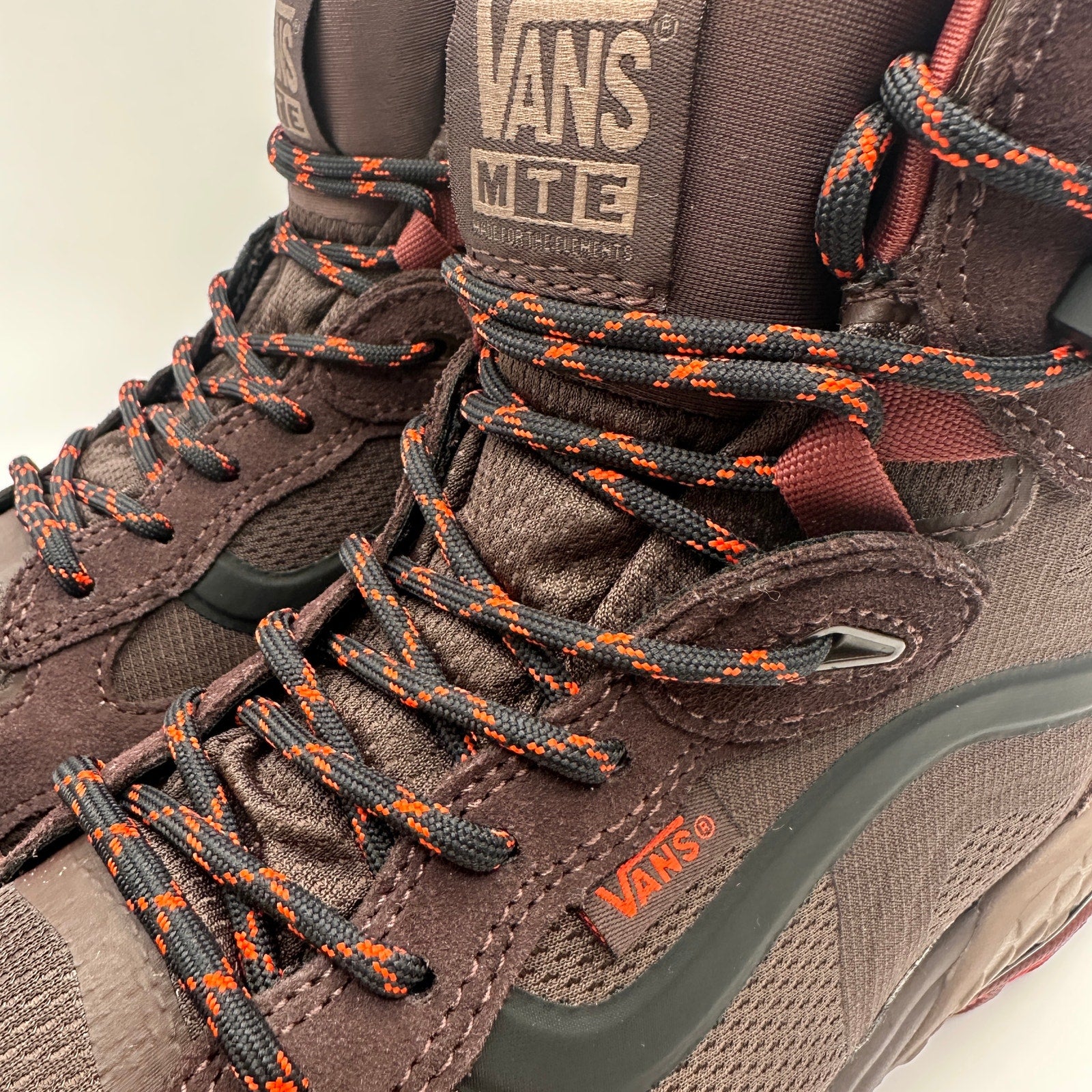 VANS Men's 7.5 Crestline GORE-TEX MTE Bitter Chocolate Brown MSRP $230 NWOB