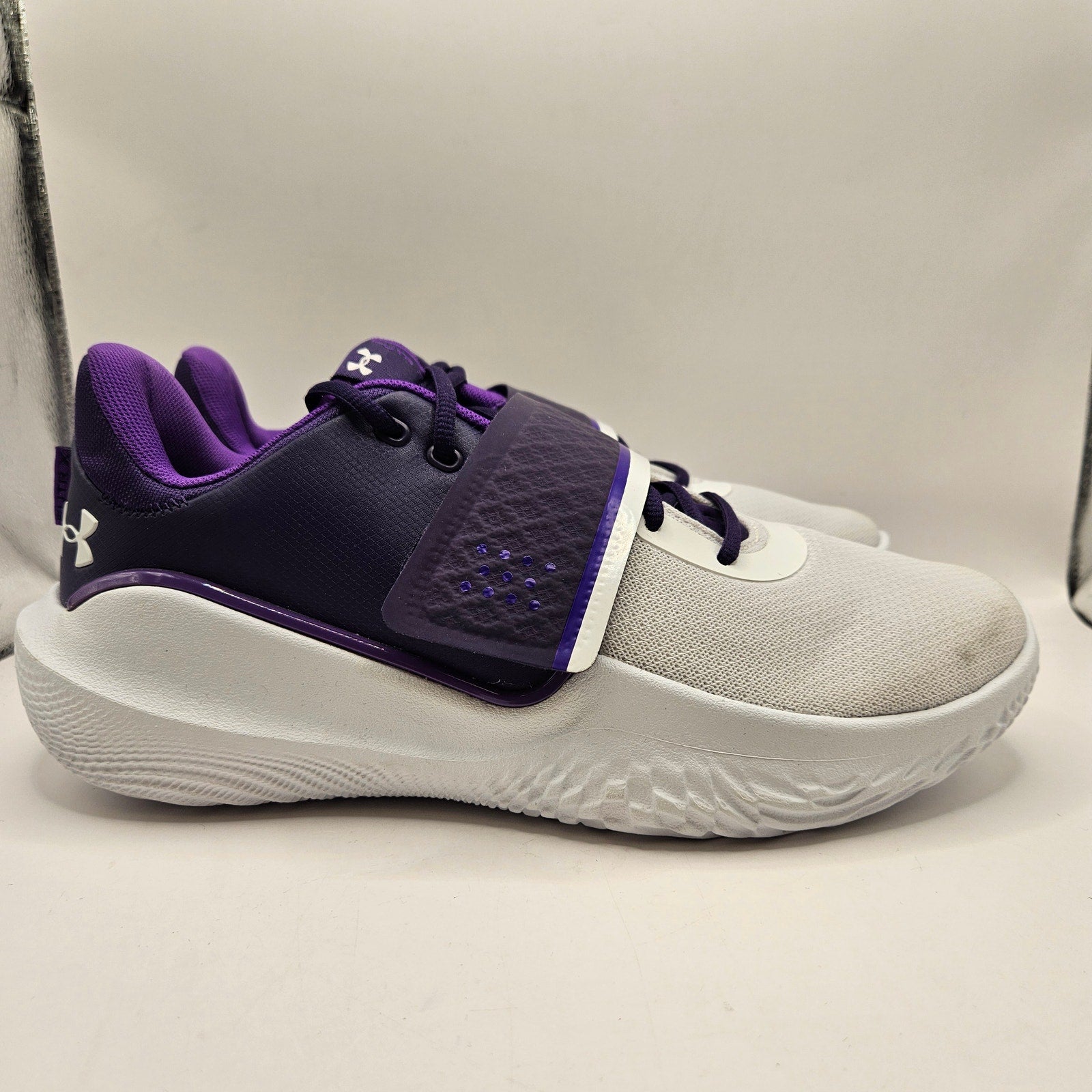 UNDER ARMOUR MEN'S 11.5 FLOW FUTR X TEAM BASKETBALL 3025067-500 NWOB PURPLE WHT