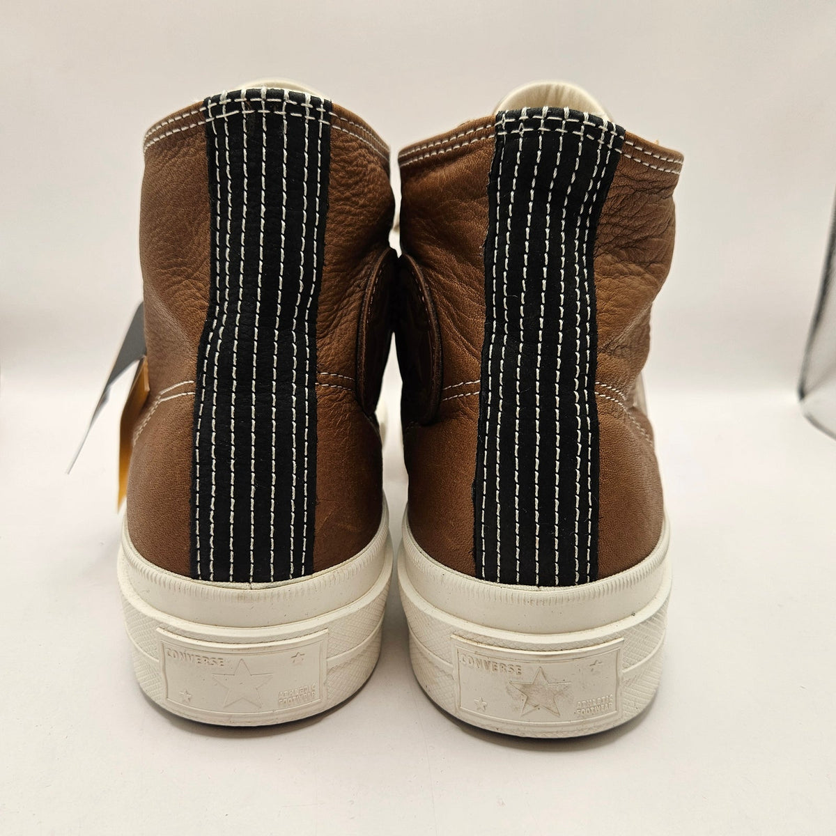 CONVERSE WOMEN'S 9.5 FIRST STRING BROWN VIBRAM ALL LEATHER CHUCK TAYLOR A17915C