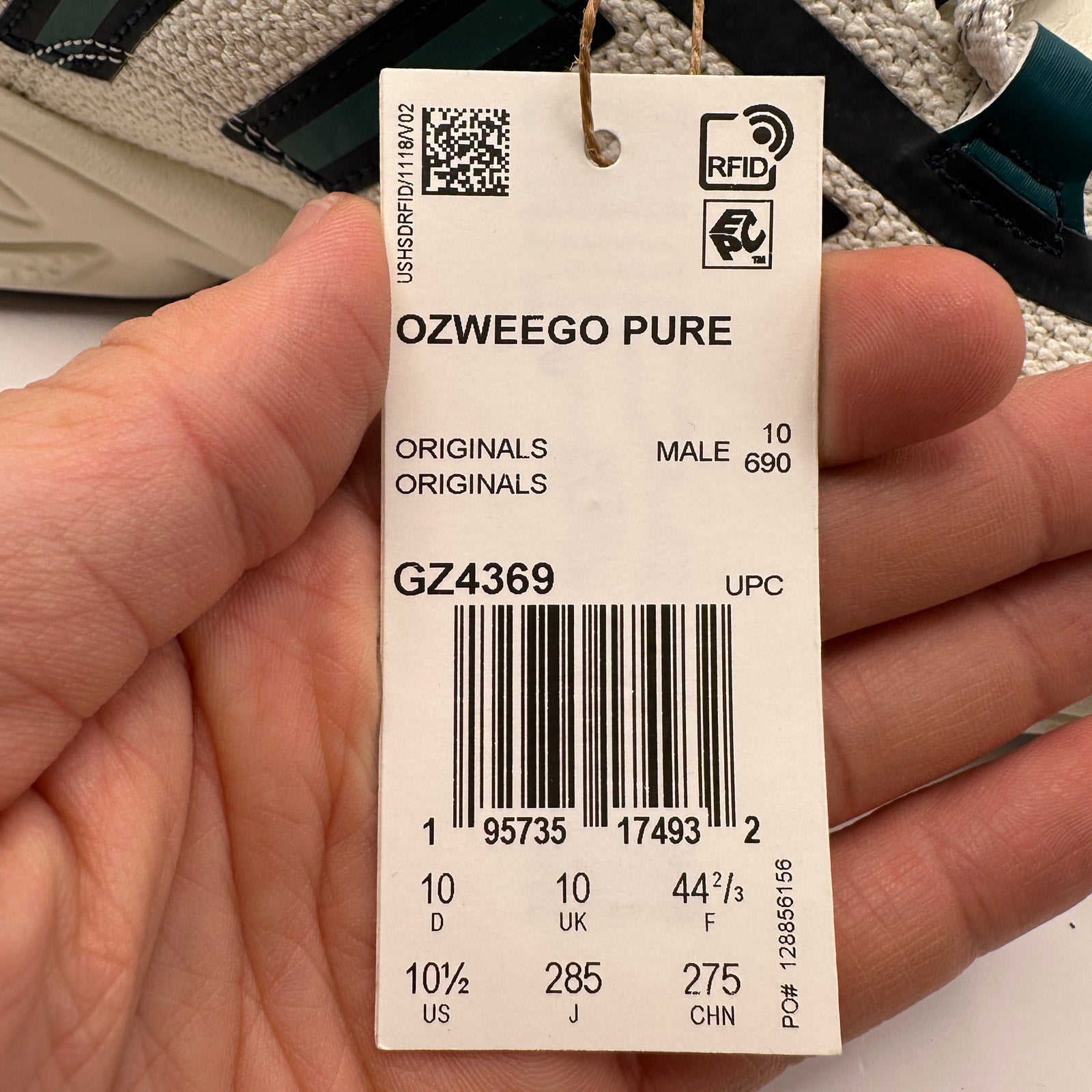 ADIDAS ORIGINAL Men's 10.5 OZWEEGO PURE GZ4369 VINTAGE Style