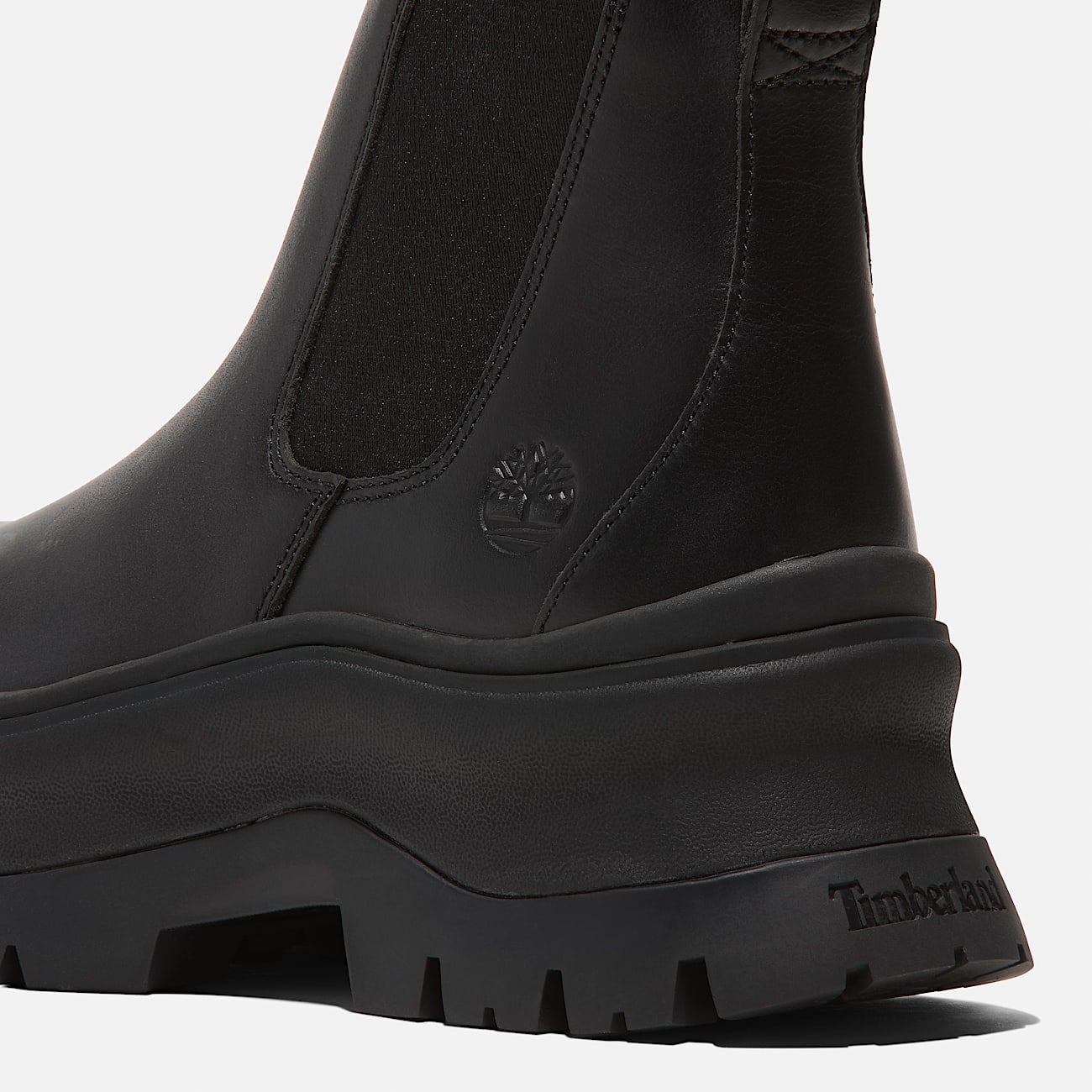 TIMBERLAND WOMEN'S 8 ROXIE LANE MID CHELSEA BOOT BLACK FULL GRAIN NIB