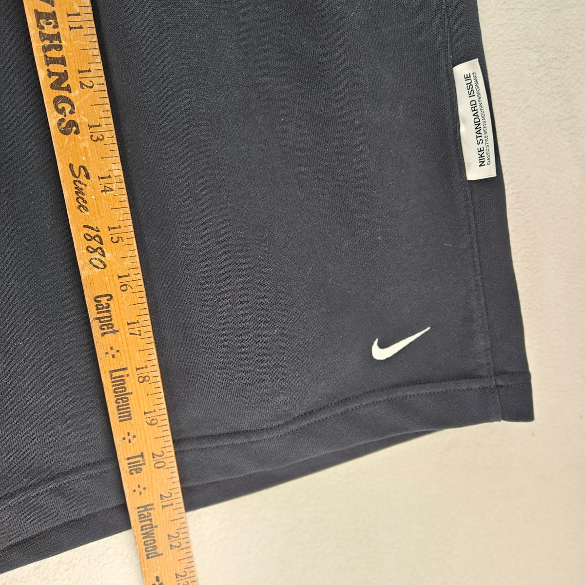 NIKE MEN'S XXL STANDARD ISSUE BLACK TERRY CLOTH TRAINING SHORTS DRAWSTRINGS