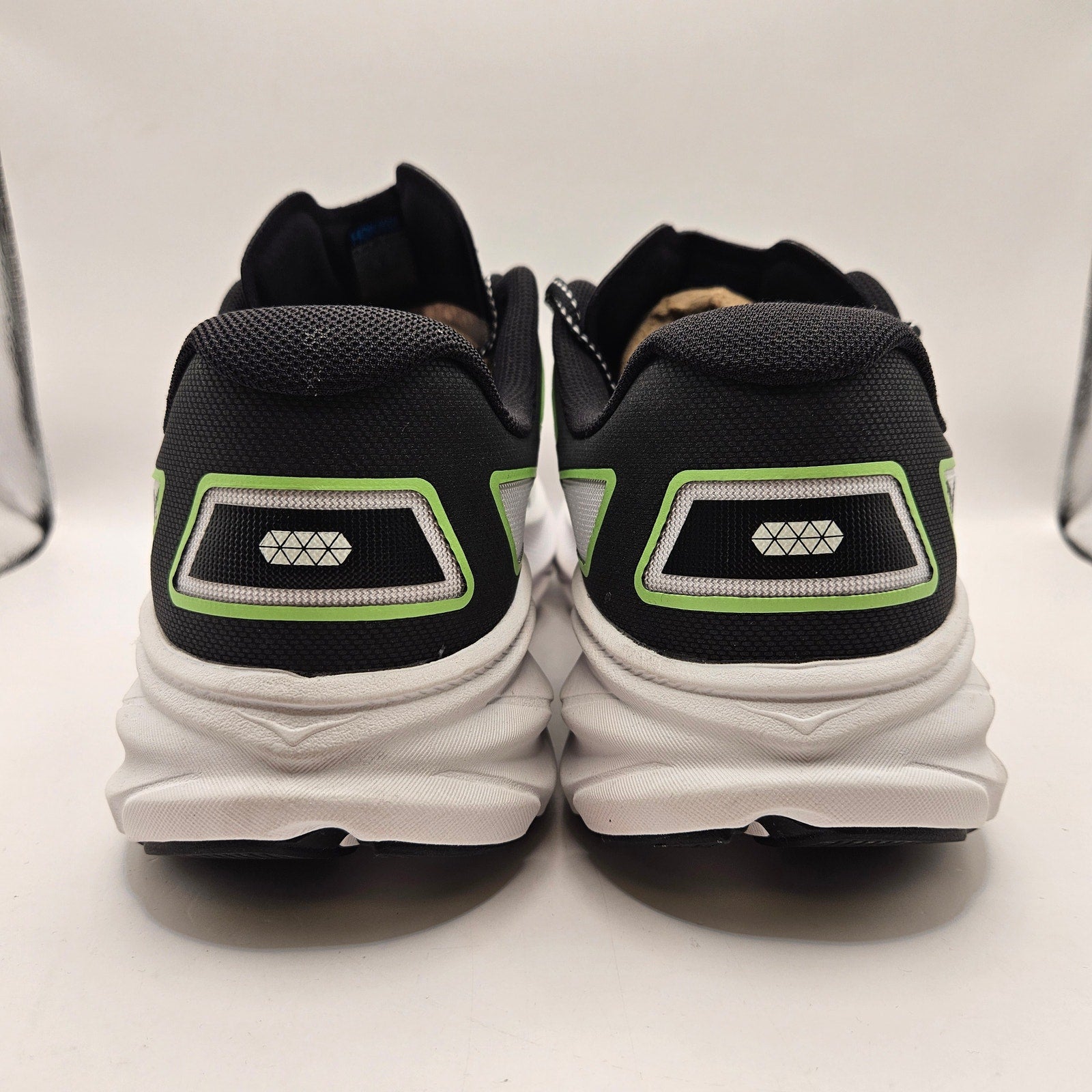 HOKA MEN'S 11.5 CLIFTON ONE9 RUNNING SHOES WHITE BLACK GREEN 1155370-BWHT NWOB