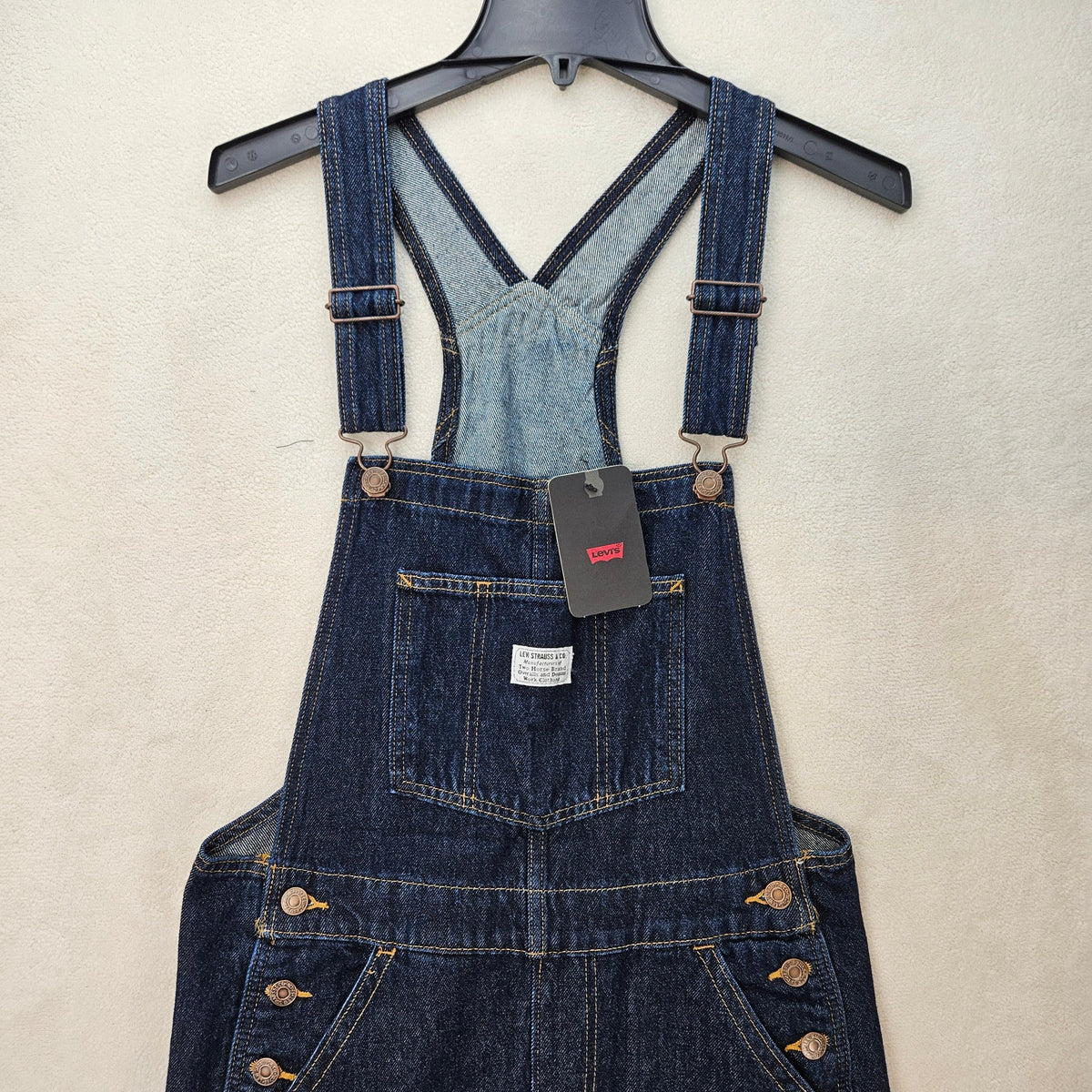 LEVI'S WOMEN'S SMALL BAGGY HIGHWATER OVERALLS DARK WASH A60790004