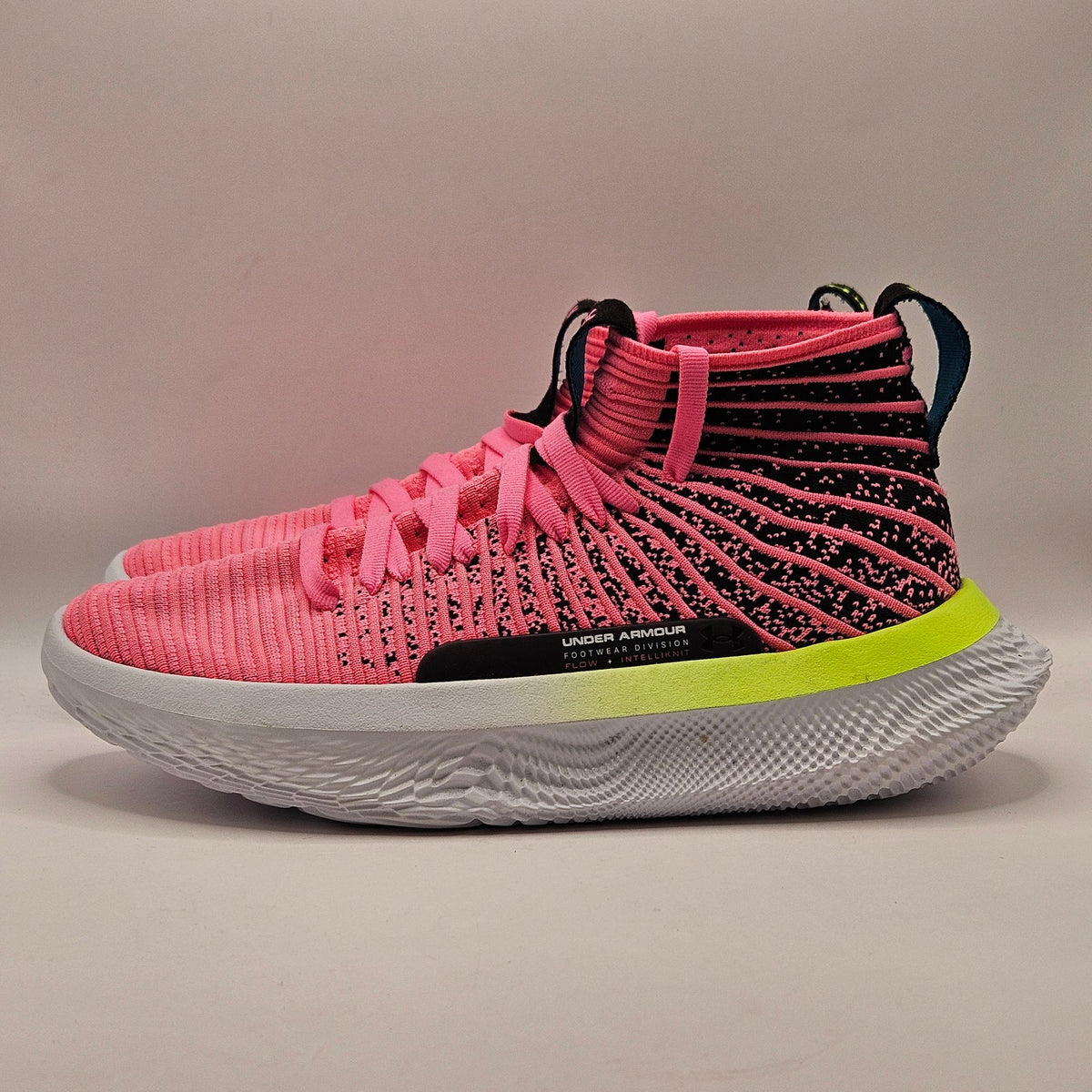 UNDER ARMOUR MEN'S 8 FLOW FUTR X ELITE MAX CUSHION BASKETBALL 3027937-600