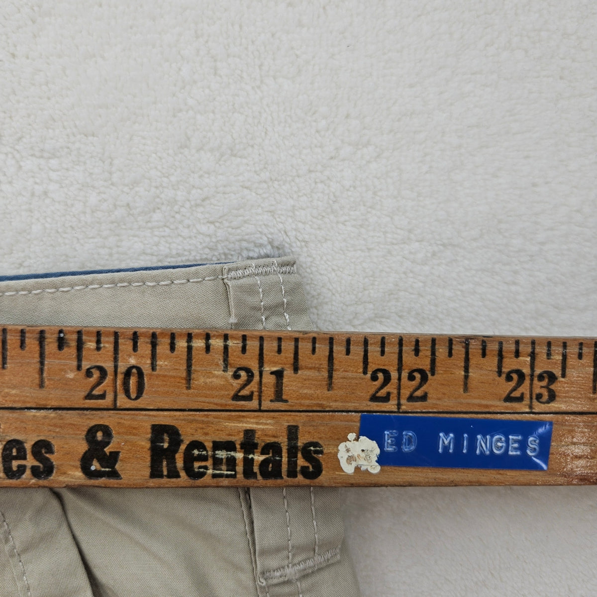 COLUMBIA MEN'S 44 WASHED OUT SHORT BEIGE 8" INSEAM NWT