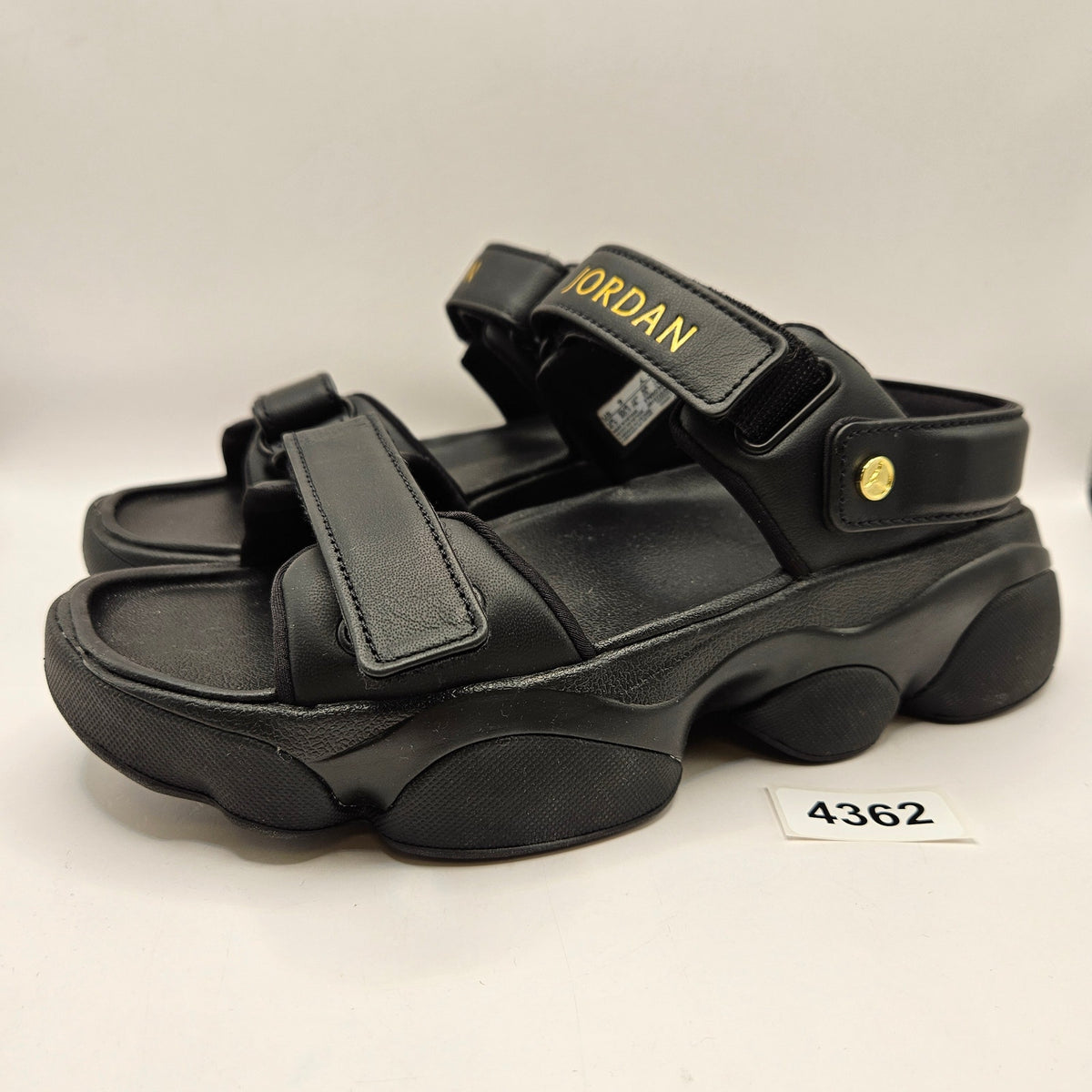 JORDAN WOMEN'S 9 DEJA SANDALS FN5036-001 BLACK METALLIC GOLD