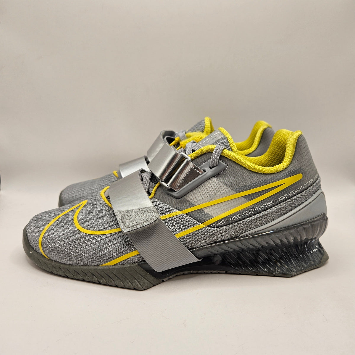NIKE MEN'S 5.5 ROMALEOS 4 WOLF GREY LIGHTENING WEIGHTLIFTING GYM SHOES CD3463-002