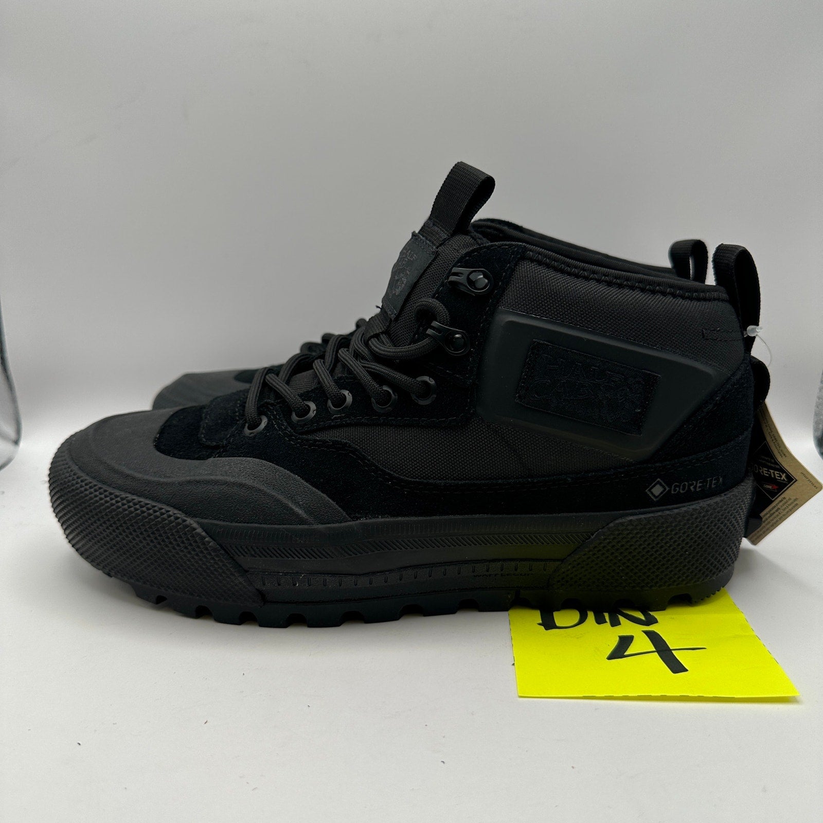 VANS Men's 7.5 Half Cab GORE-TEX MTE Black VN000CVMBKA NWOB