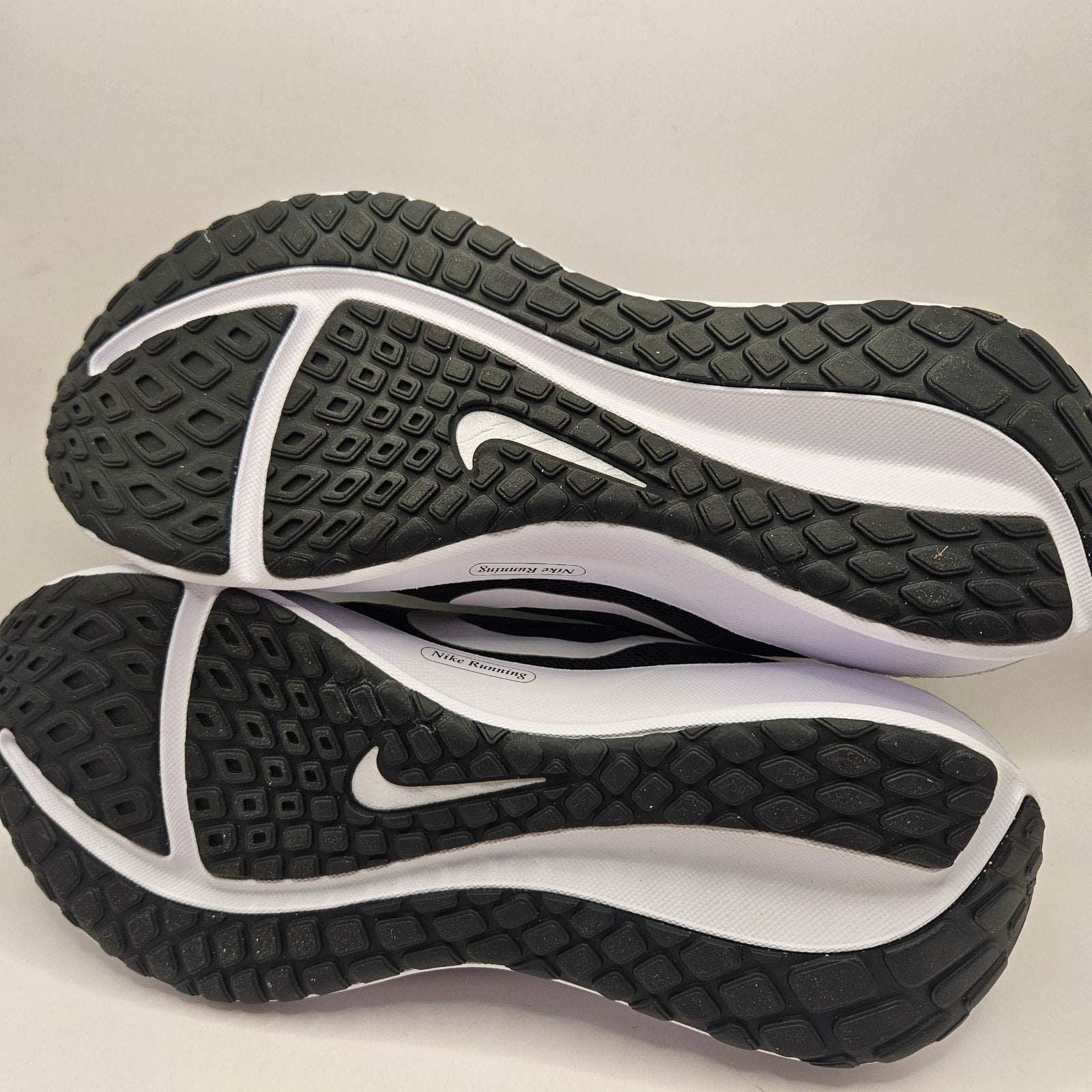 NIKE MEN'S 11 DOWNSHIFTER 13 BLACK WHITE NWOB FD6454-001