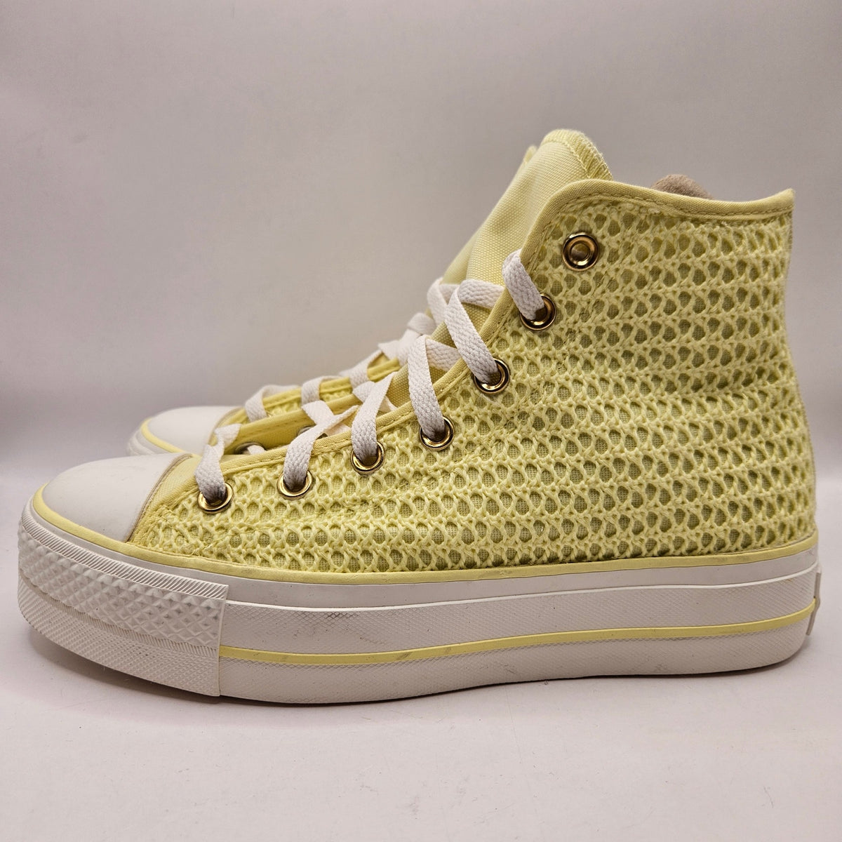 CONVERSE WOMEN'S 8 CHUCK TAYLOR ALL STAR LIFT HI PLATFORM LEMON SLUSHY A14967C