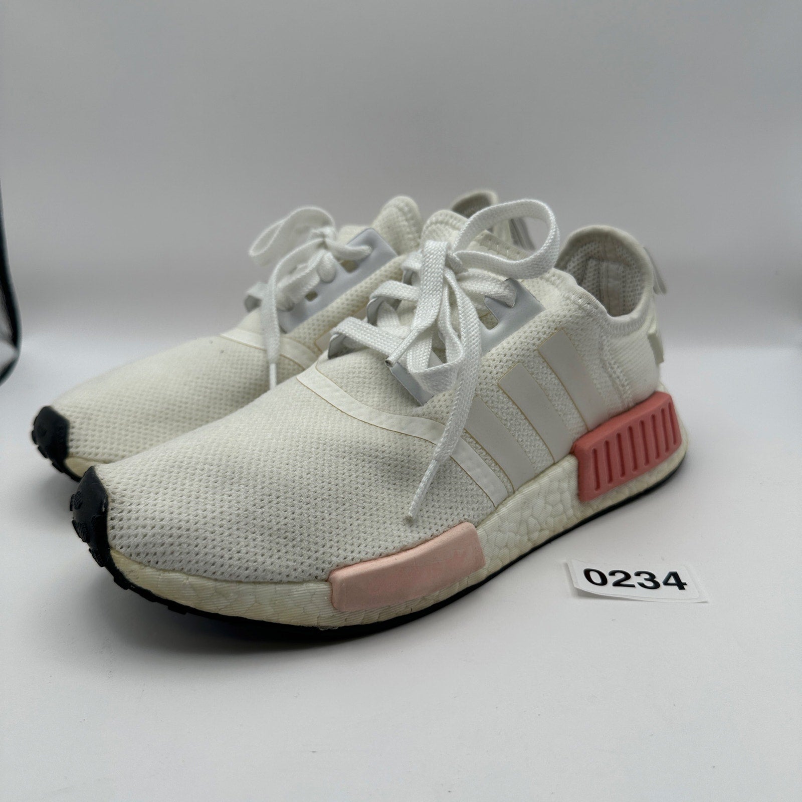 ADIDAS NMD R1 Women's 7.5 BY9952 BOOST Athletic Sneaker