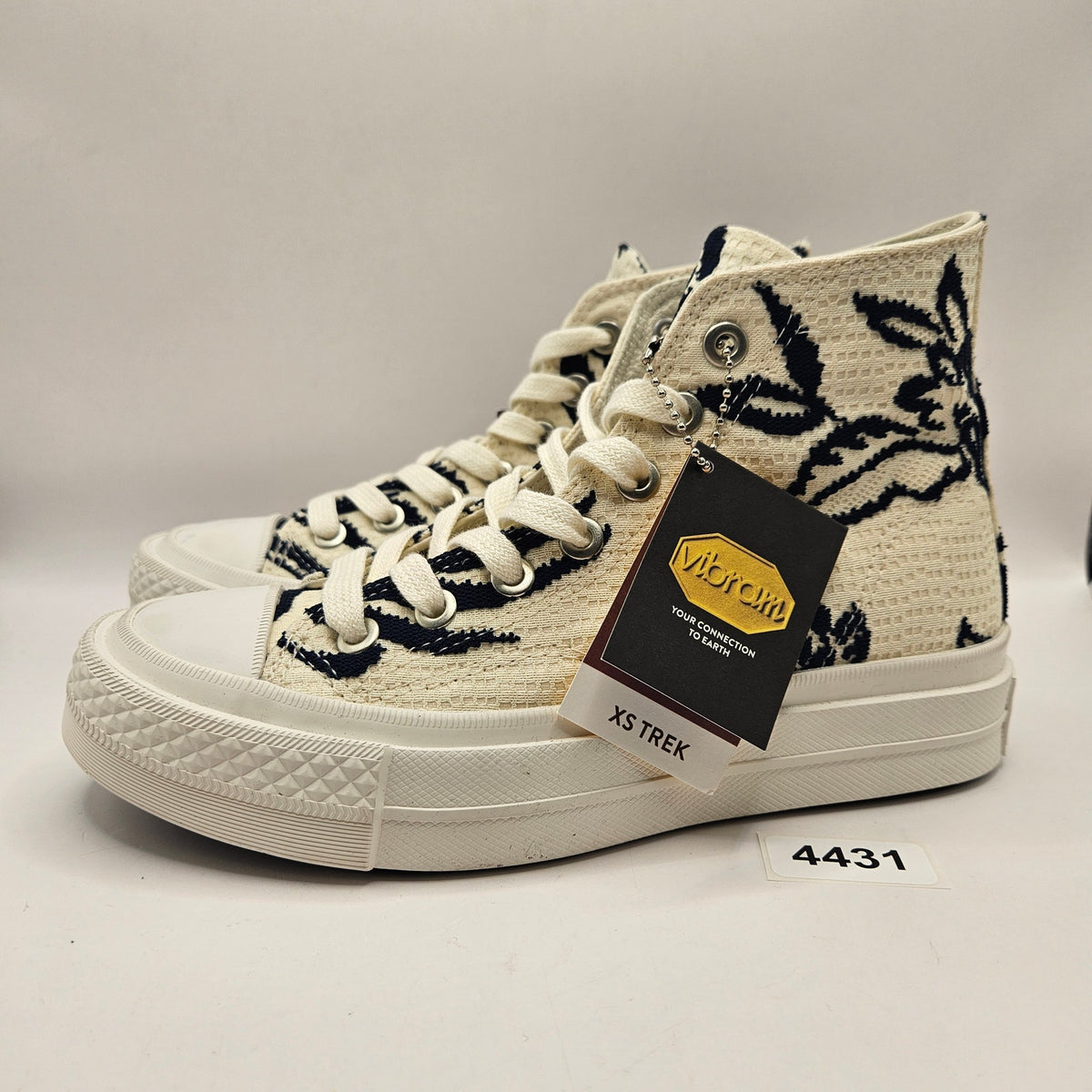 CONVERSE WOMEN'S 6 FIRST STRING CHUCK TAYLOR JAPANESE TROPICAL KNIT A16750C