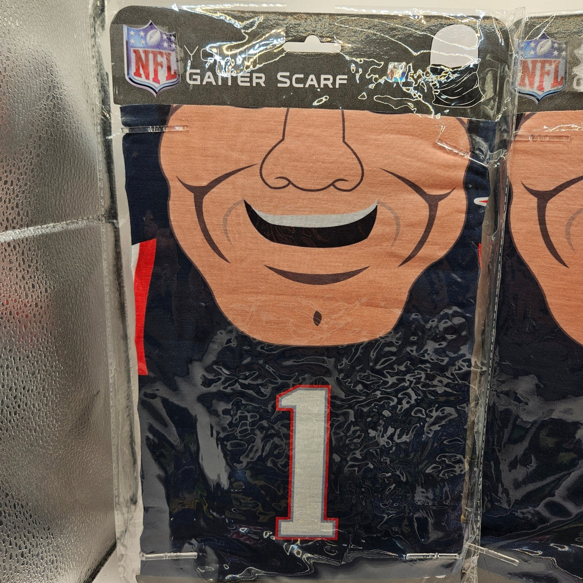 NFL (2)YOUTH GAITER SCARF +(2)PATRIOT GARDEN FLAG NWT