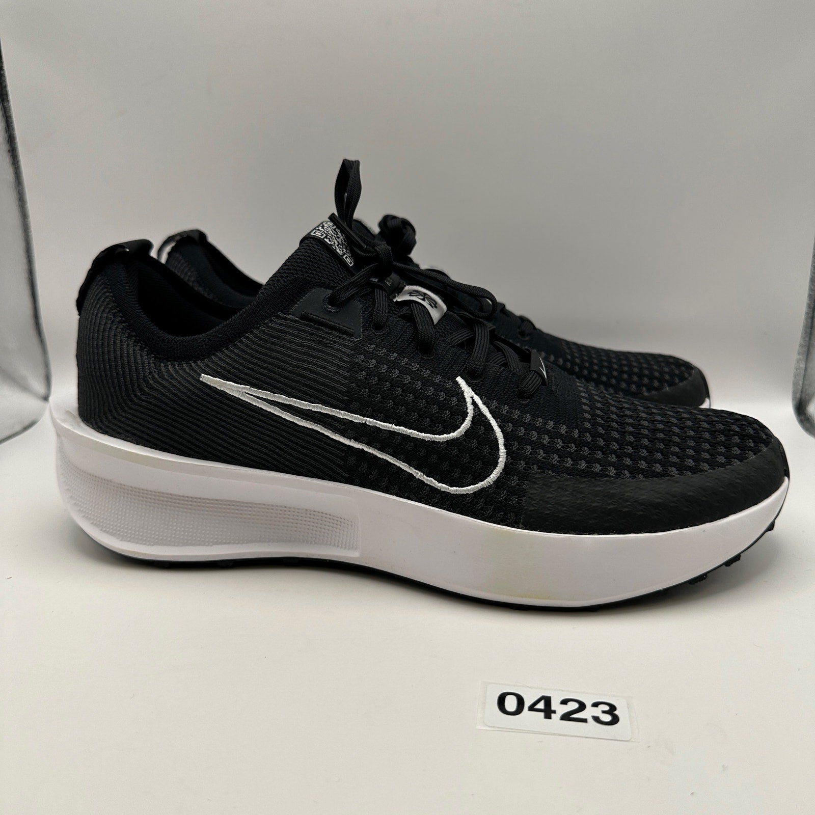 NIKE Women's 12 Interact Run Black/White Running Sneaker fd2292-003
