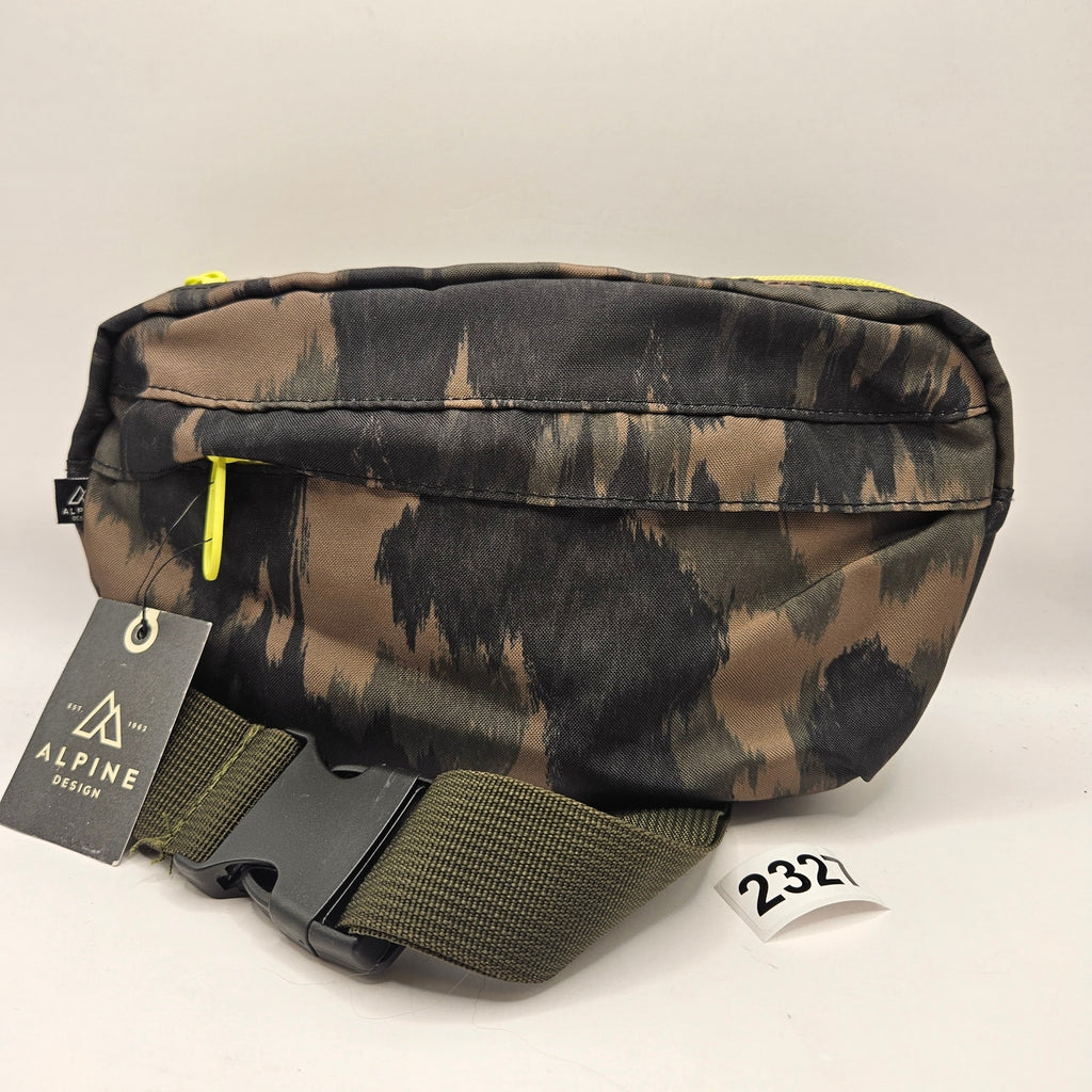 ALPINE DESIGN WOMEN'S CAMO OLIVE PRINT HIPSACK WAIST BAG NWT