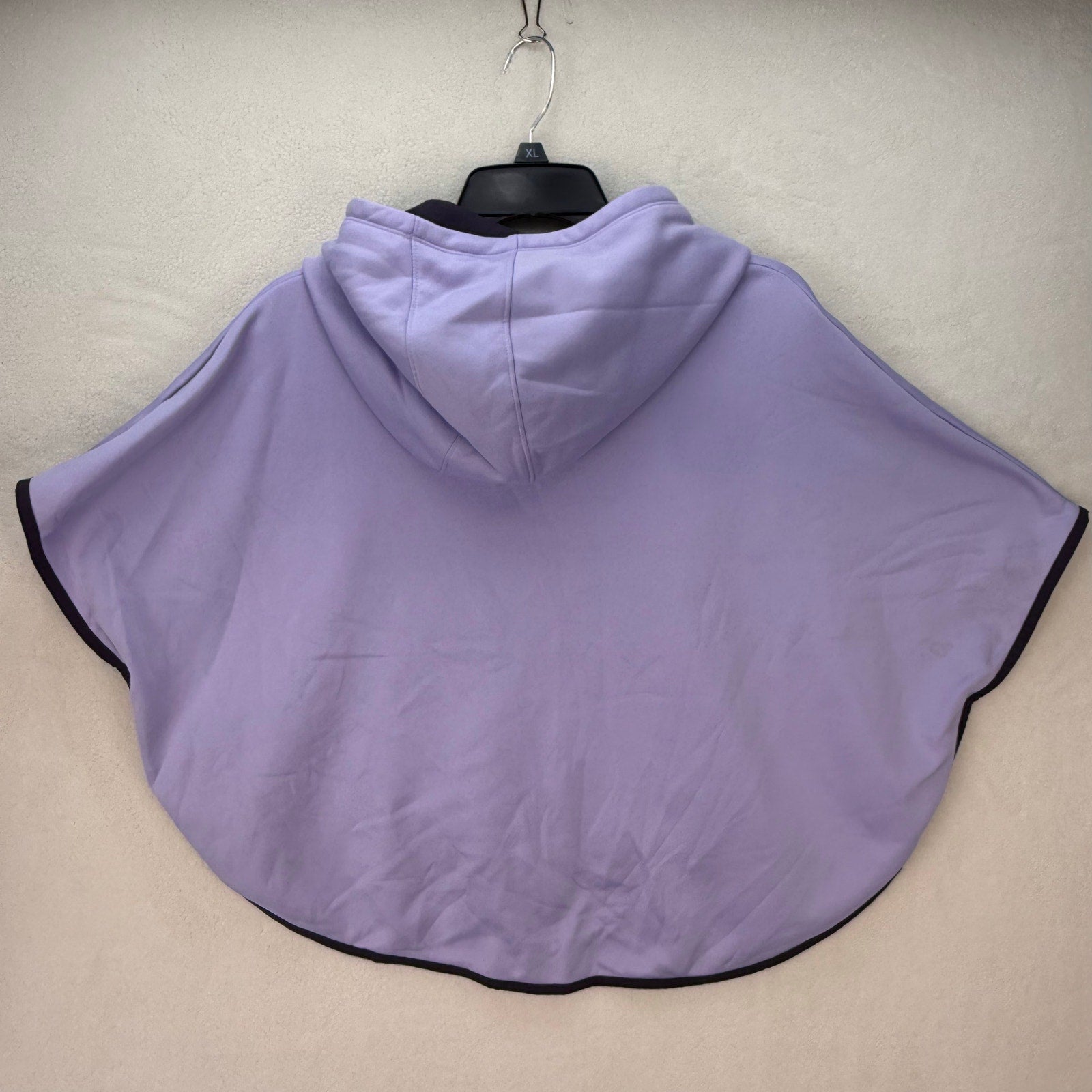 UNDER ARMOUR Girls Large Fleece Poncho Lavender