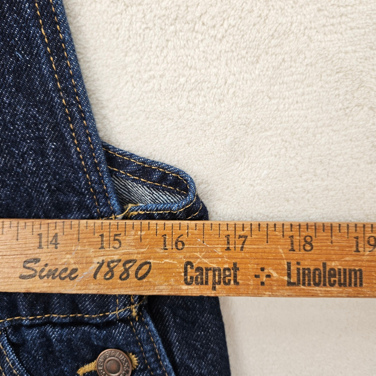 LEVI'S WOMEN'S SMALL BAGGY HIGHWATER OVERALLS DARK WASH A60790004