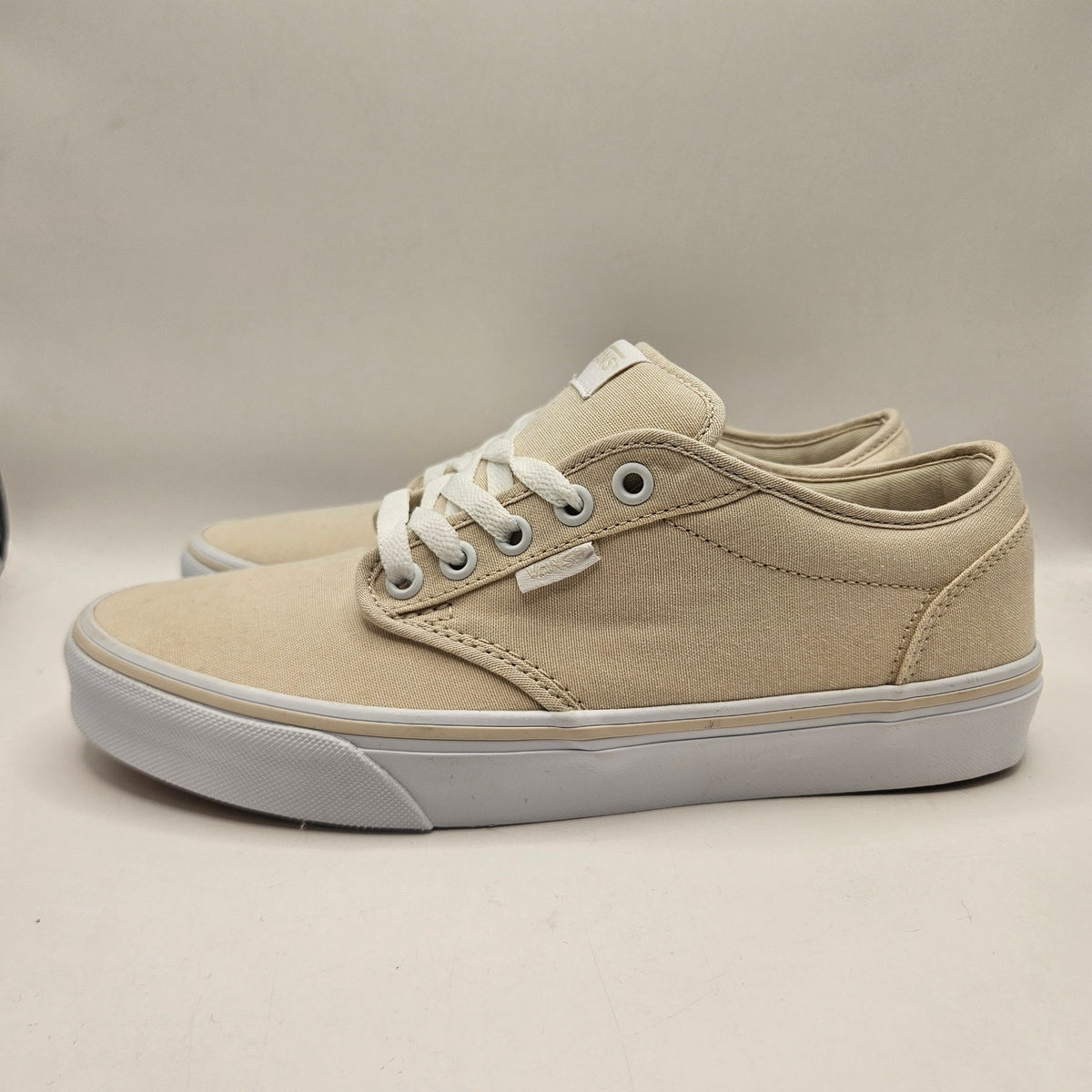 VANS WOMEN'S 9 ATWOOD SNEAKER SUMMER CANVAS TURTLEDOVE NWOB