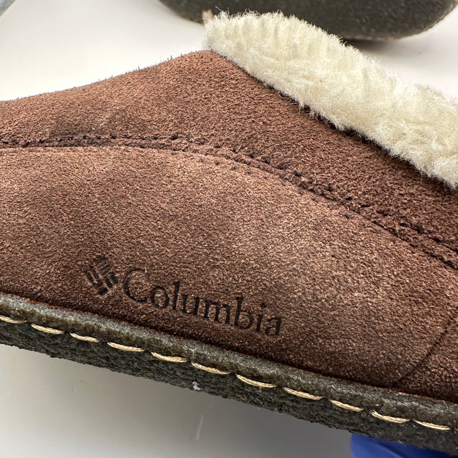COLUMBIA Men's 7 Brown Sherpa Fur Clog Suede