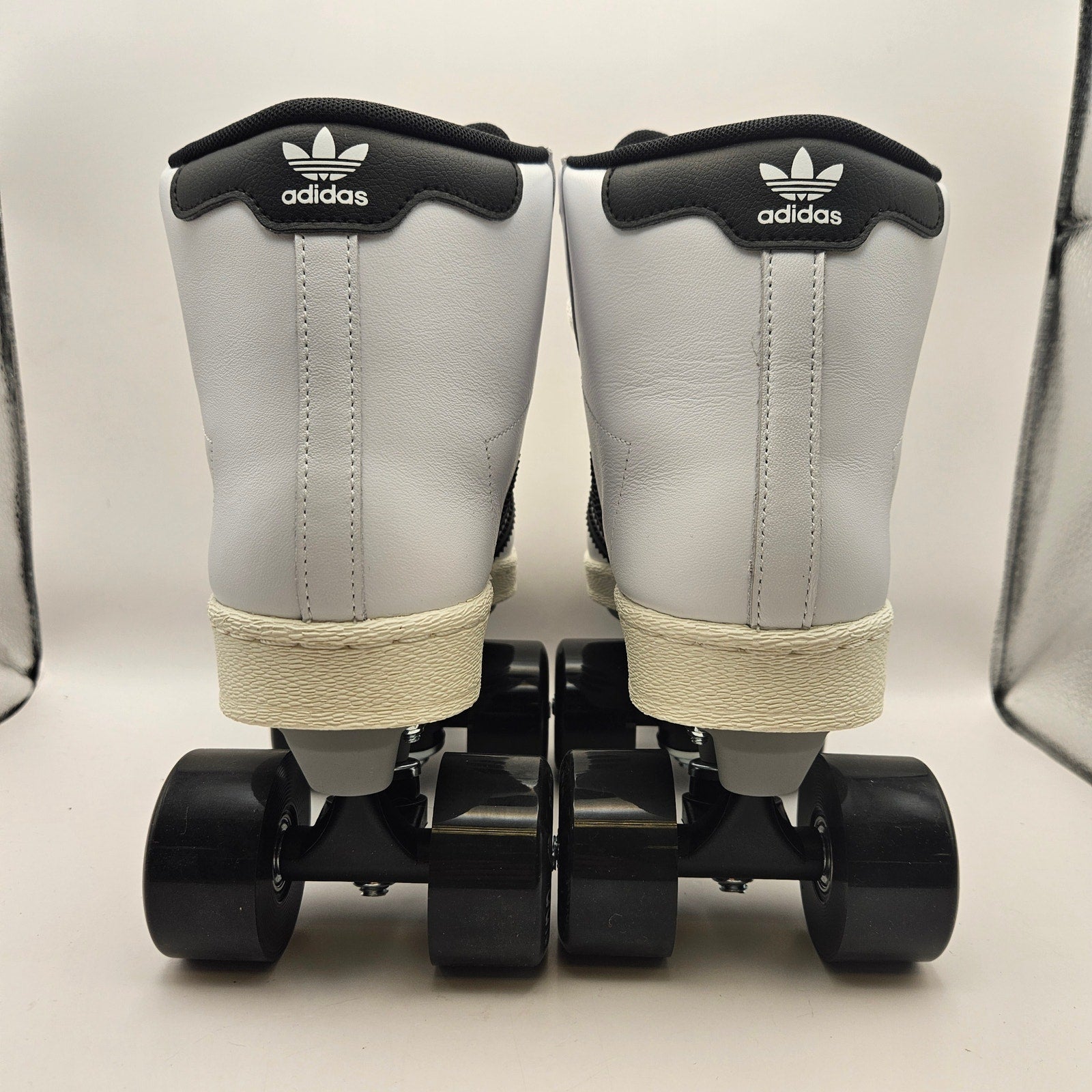 ADIDAS WOMEN'S 5.5 SUPERSTAR HI WHITE BLACK ROLLER SKATES NWOB JS4038