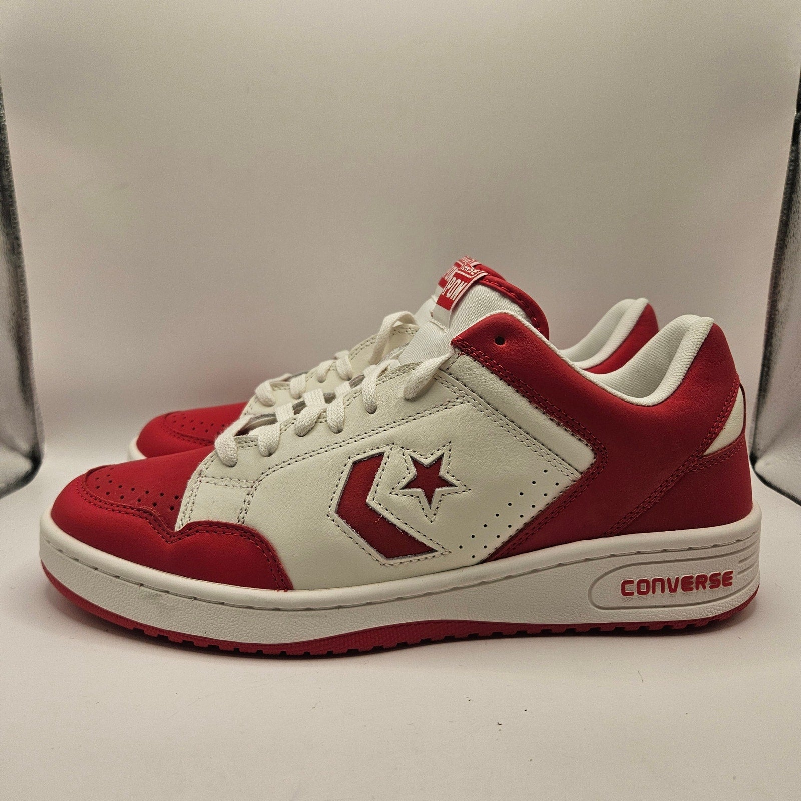 CONVERSE MEN'S 11.5 WEAPON LOW RED WHITE A10598C BIRD MAGIC ERVING NWOB