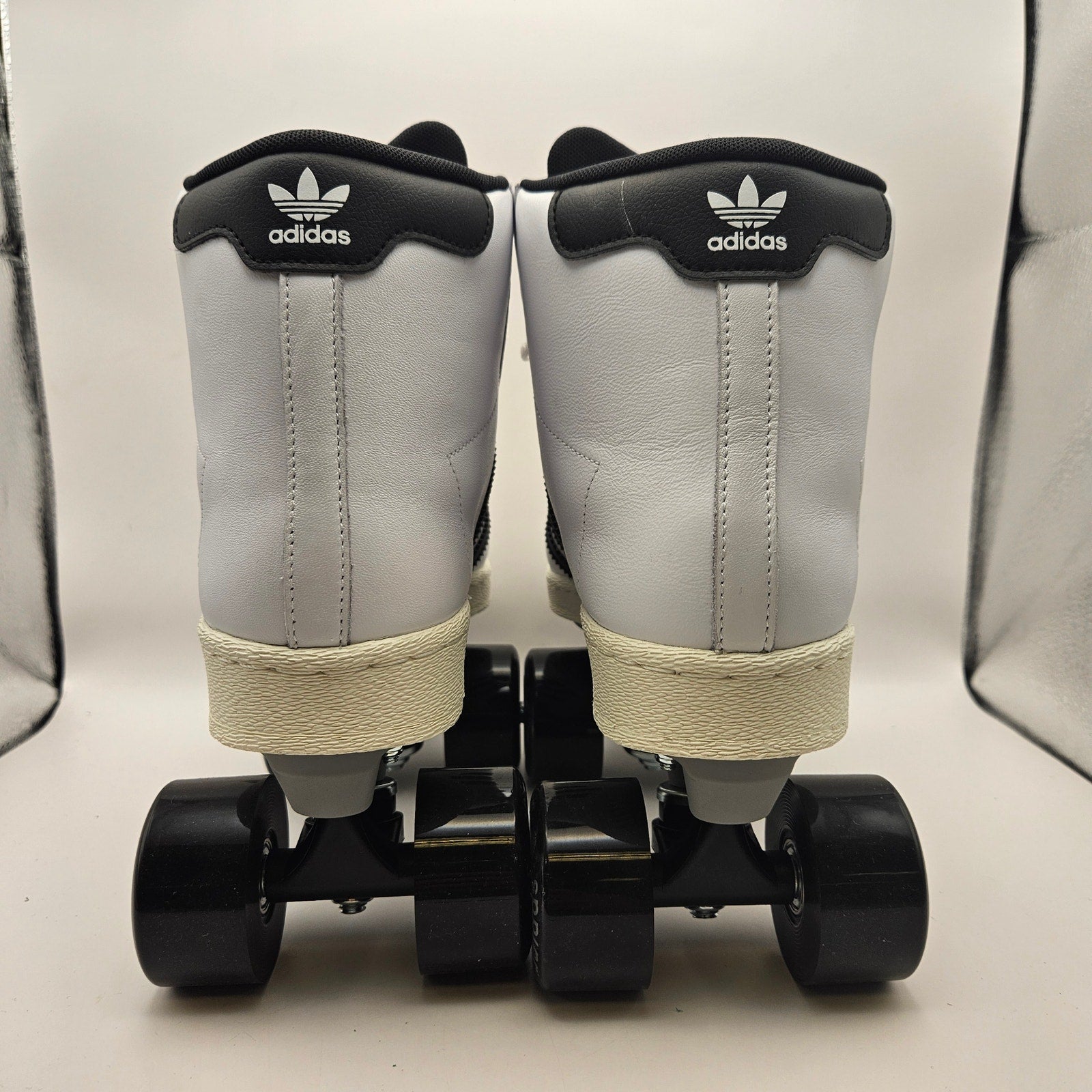 ADIDAS WOMEN'S 6.5 SUPERSTAR HI WHITE BLACK ROLLER SKATES NWOB JS4038