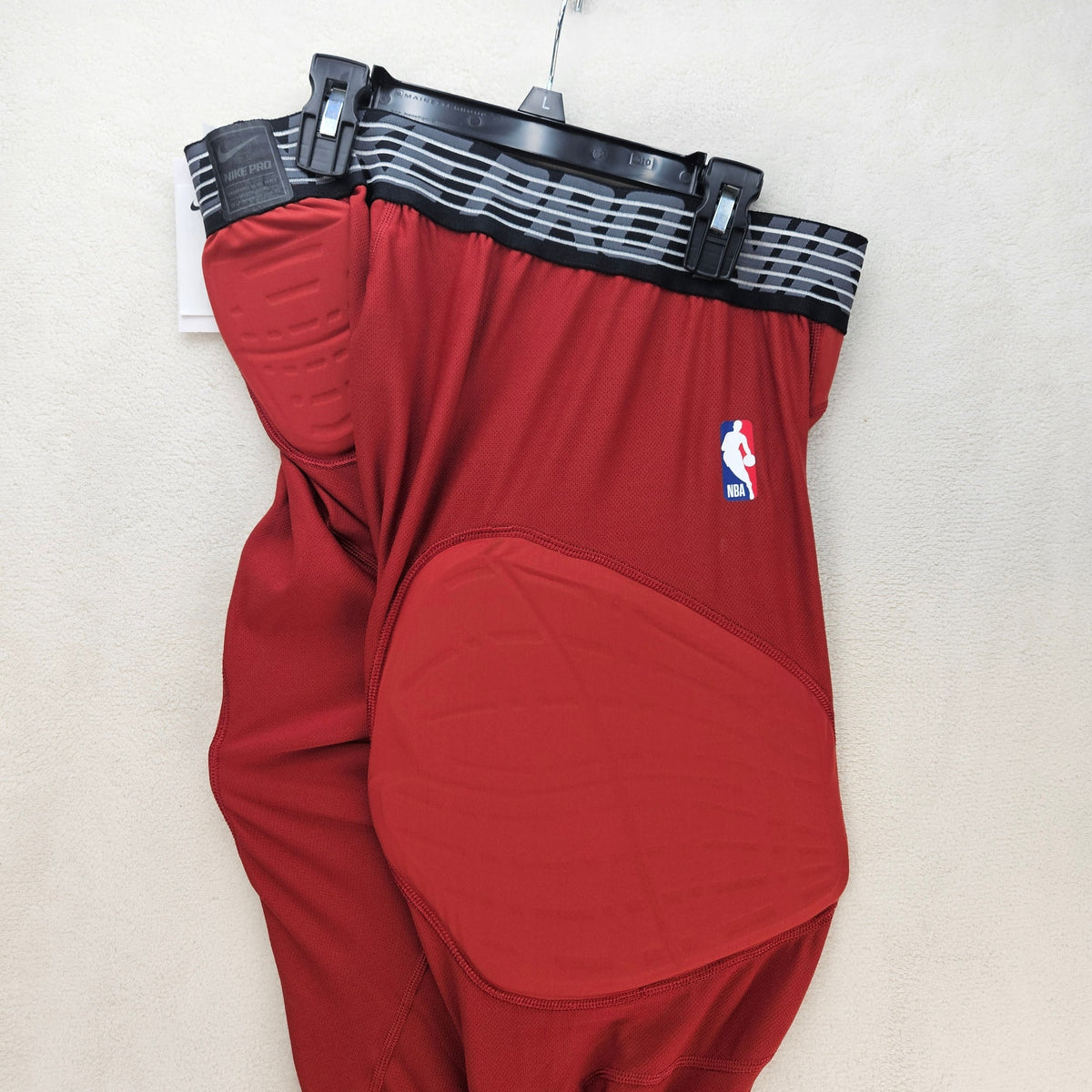 NIKE MEN'S 2XL TALL NBA PRO RED HYPERSTRONG COMPRESSION PADDED BASKETBALL TIGHTS