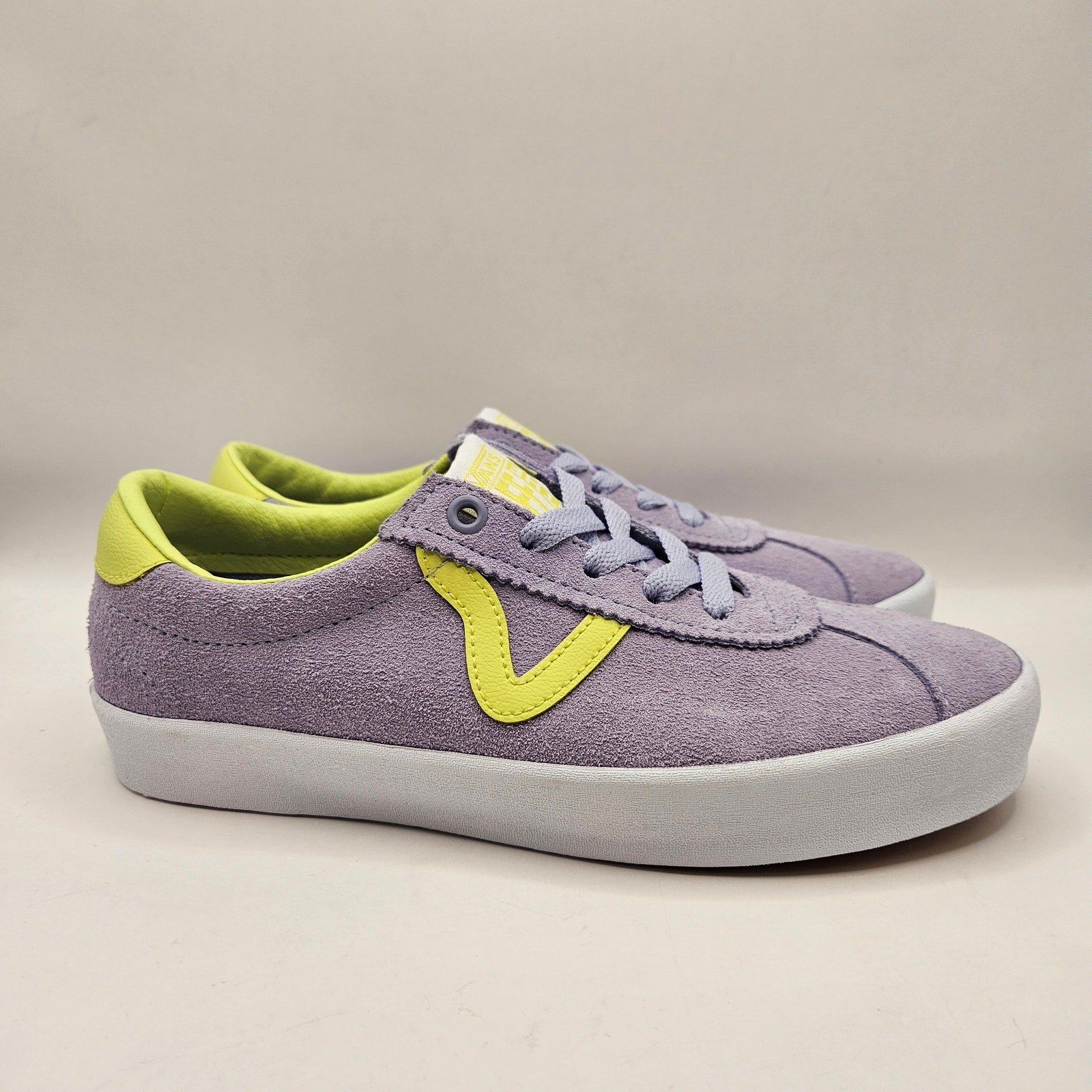 VANS WOMEN'S 7 SPORT LOW LAVENDER SNEAKER SHOES SUEDE NWOB
