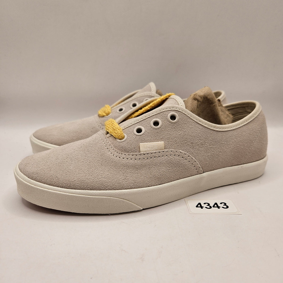 VANS WOMEN'S 6.5 AUTHENTIC LOW PRO FAT LACE TURTLEDOVE YARROW SUEDE BEIGE