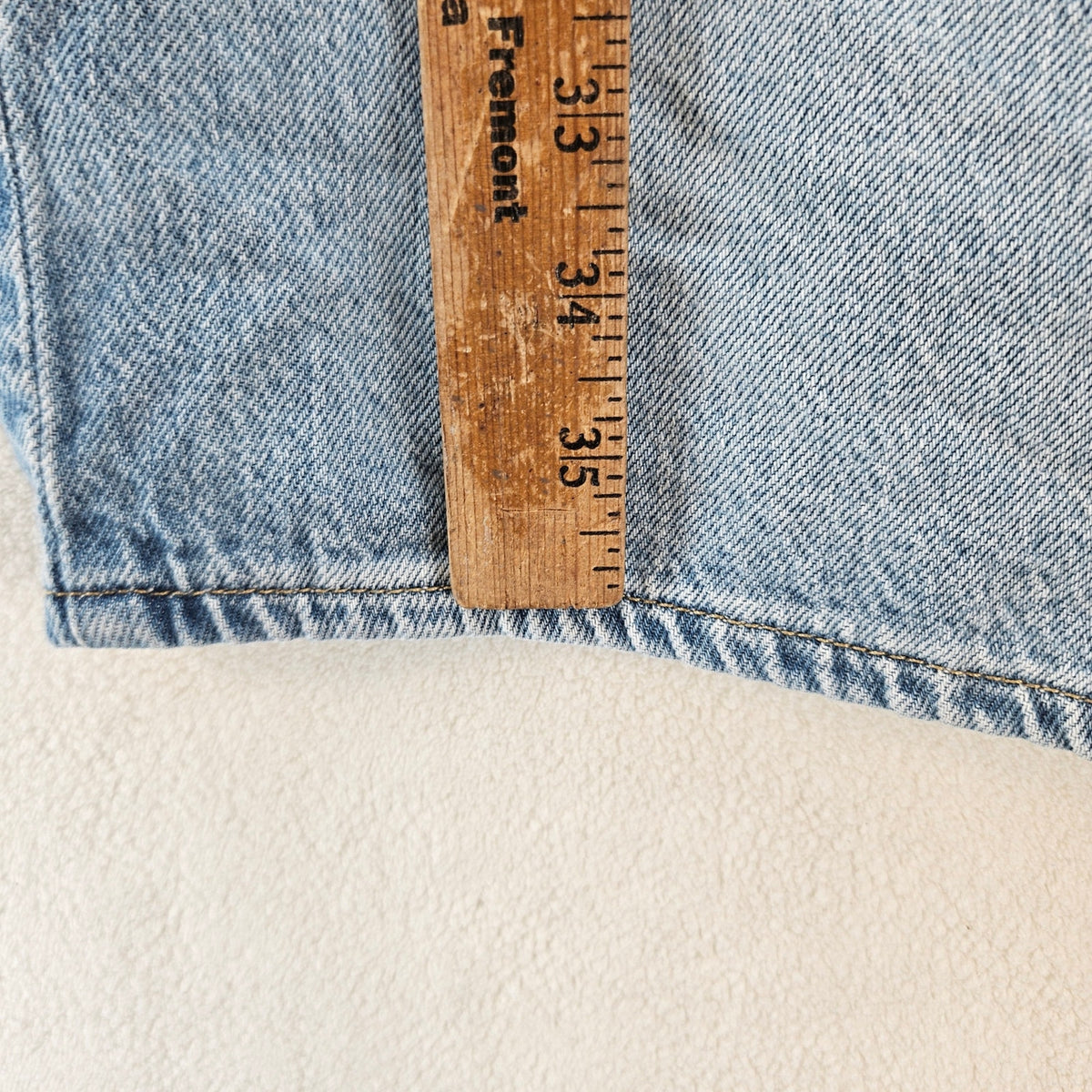 LEVI'S WOMEN'S XL PREMIUM LIGHT WASH UTILITY SHORTALLS NWT