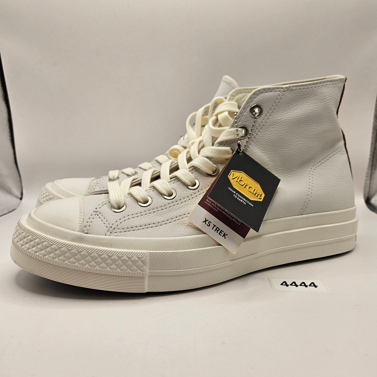 CONVERSE MEN'S 10 FIRST STRING CHUCK TAYLOR PREMIUM LEATHER WHITE HI A14281