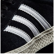 ADIDAS Original Kids' 5.5 CORE BLACK Gazelle Suede Black/White BB2502 NIB