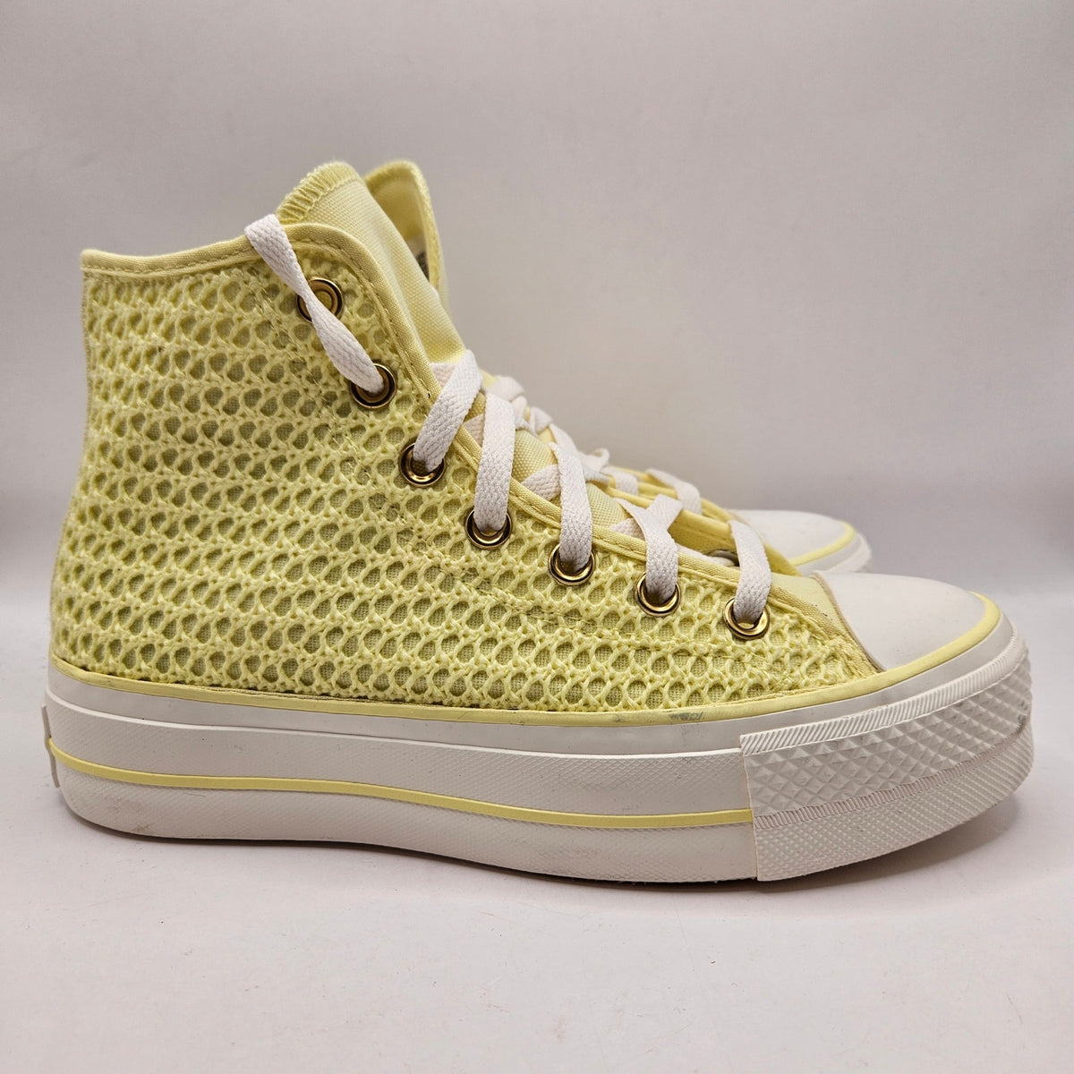 CONVERSE WOMEN'S 6.5 CHUCK TAYLOR ALL STAR LIFT HI PLATFORM LEMON SLUSHY A14967C