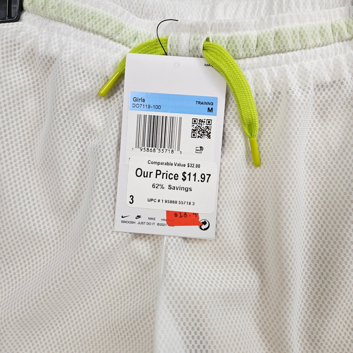LOT OF 5 - NIKE GIRLS MEDIUM DRI-FIT ATHLETIC SHORTS SKORT NWT