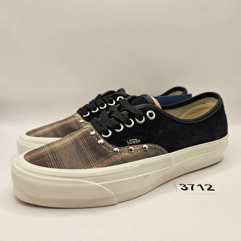 VANS WOMEN'S 8.5 AUTHENTIC 44 KHAKI PREMIUM SNEAKER PREP PLAID OLIVE STUDS NWOB