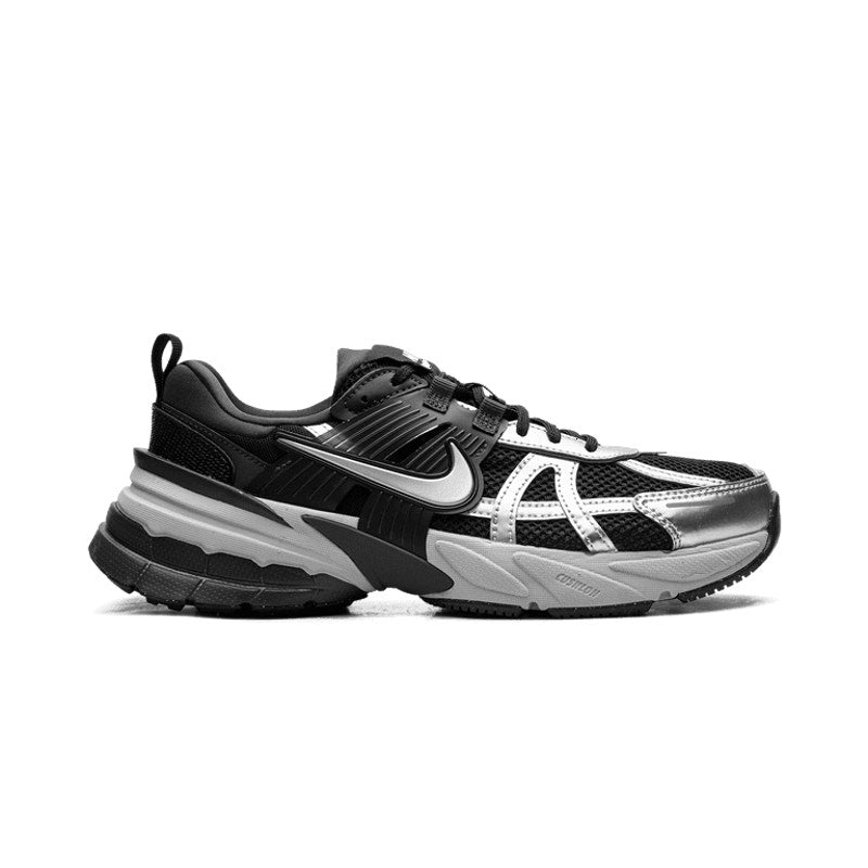 NIKE WOMEN'S 7.5 V2K BLACK METALLIC SILVER RUNNING SHOES FD0736-005 NIB