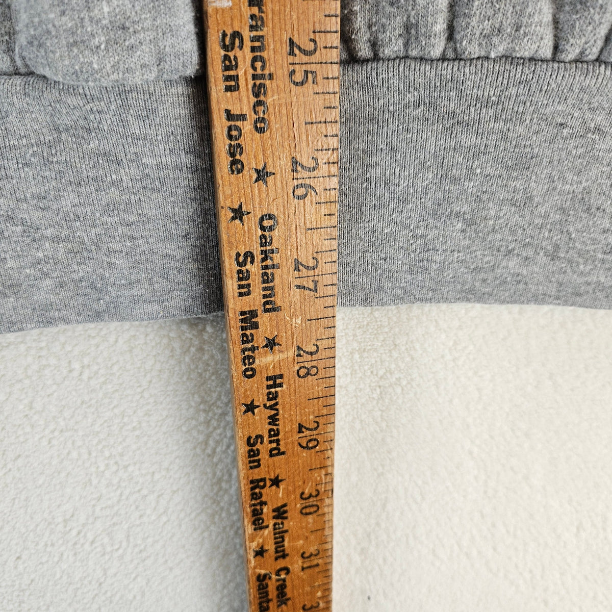 LEVI'S MEDIUM VINTAGE GRAY GRAPHIC PULLOVER HOODIE SMILEY FACE STRAWBERRY