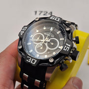 INVICTA 44704 PRO DIVER MEN'S QUARTZ BLACK AND SILVER WATCH