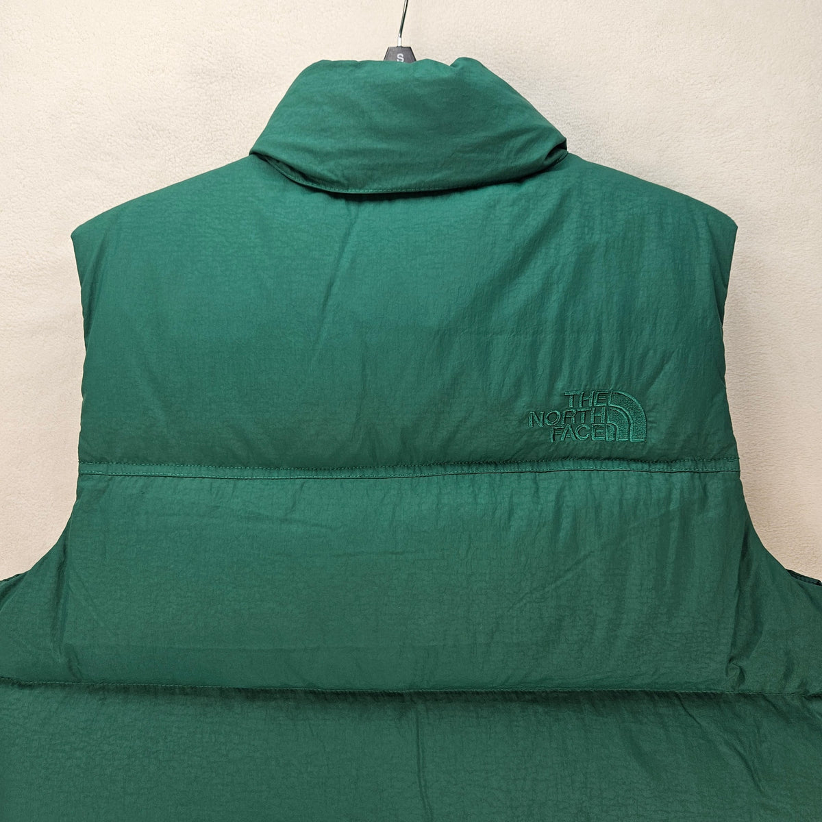 THE NORTH FACE WOMEN'S XLARGE 1996 RETRO NUPTSE DTM VEST EVERGREEN 700 FILL DOWN