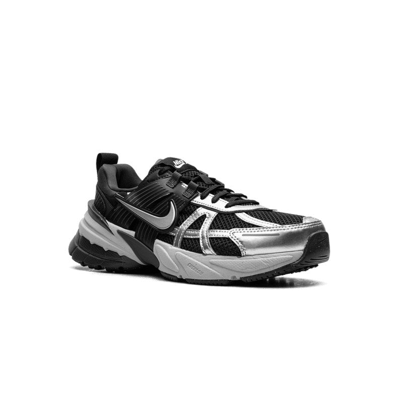 NIKE WOMEN'S 7.5 V2K BLACK METALLIC SILVER RUNNING SHOES FD0736-005 NIB