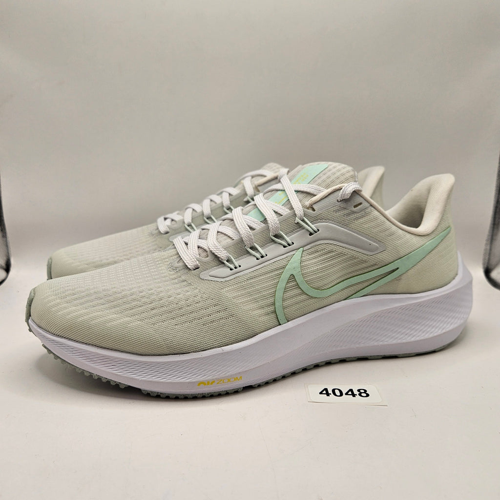 NIKE WOMEN'S 11 AIR ZOOM PEGASUS 39 PURE PLATINUM RUNNING SHOES DH4072-102 NWOB