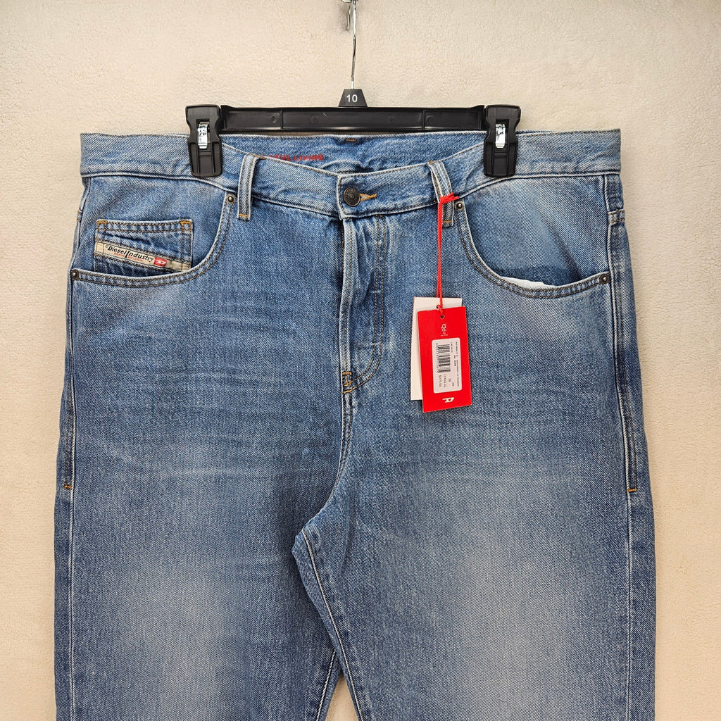 DIESEL MEN'S 38X32 D-VIKER L32 JEANS LIGHT WASH STRAIGHT LEG DENIM PANTS NWT