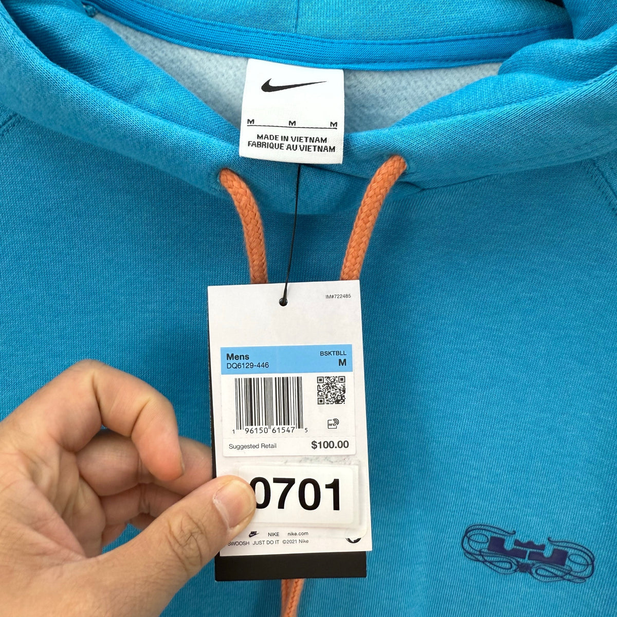 NIKE x LEBRON JAMES MEDIUM HOODIE 20 YEAR CAREER BASKETBALL LION BLUE DQ6129-446