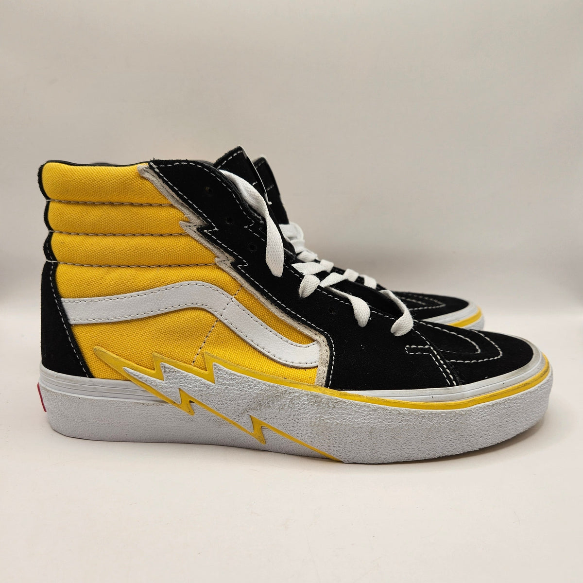 VANS WOMEN'S 8 SK8-HI YELLOW LIGHTNING BOLTS BLACK SUEDE CANVAS SNEAKER