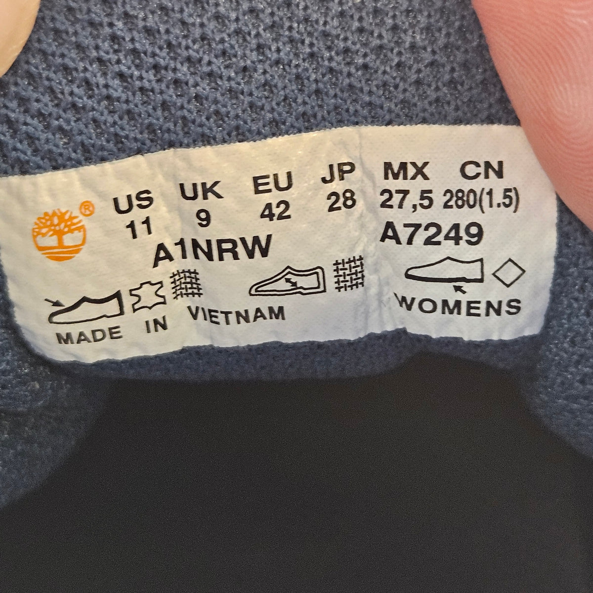 TIMBERLAND WOMEN'S 11 MT. MADDEN MID HIKING BOOTS LACE UP WATERPROOF GREY