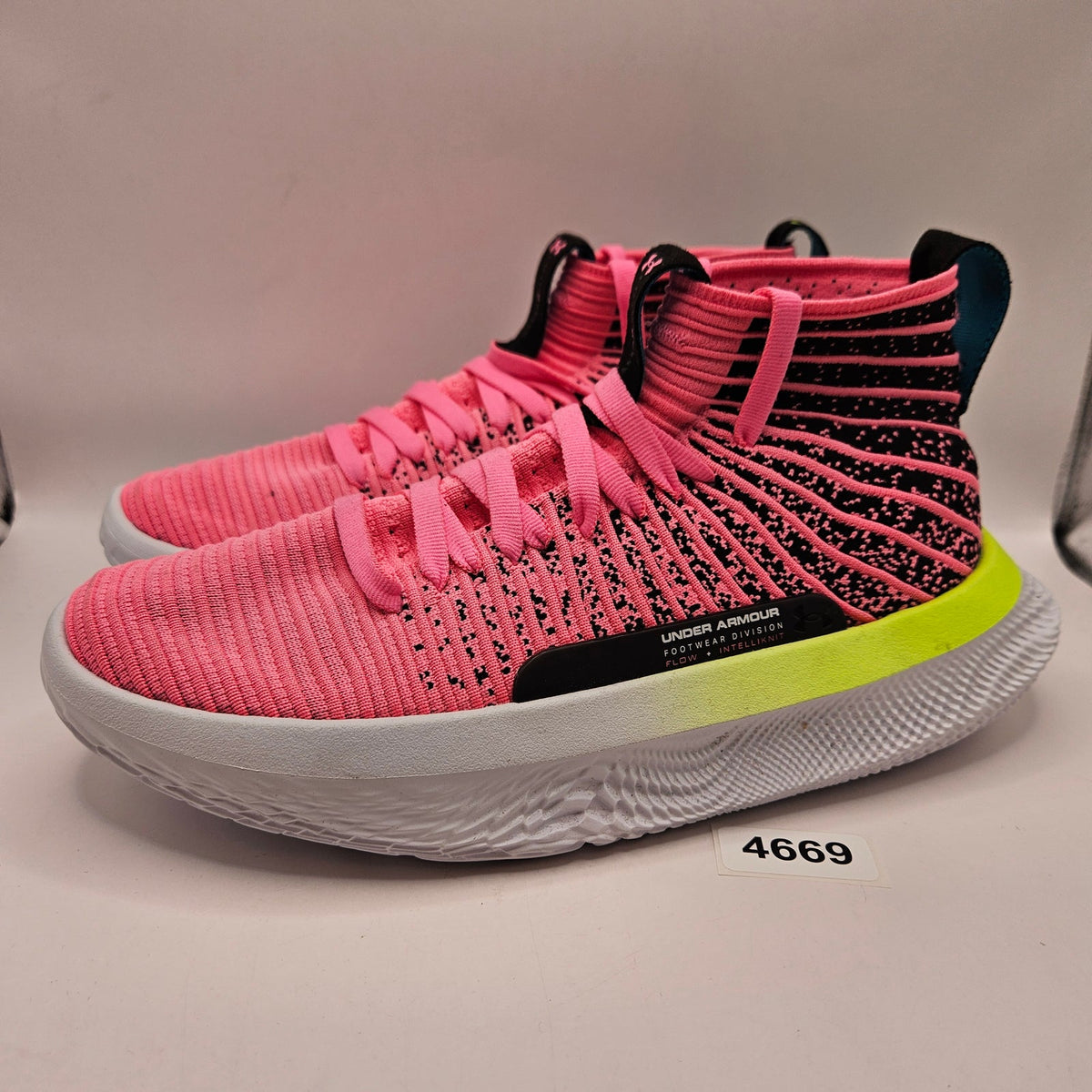 UNDER ARMOUR MEN'S 8 FLOW FUTR X ELITE MAX CUSHION BASKETBALL 3027937-600